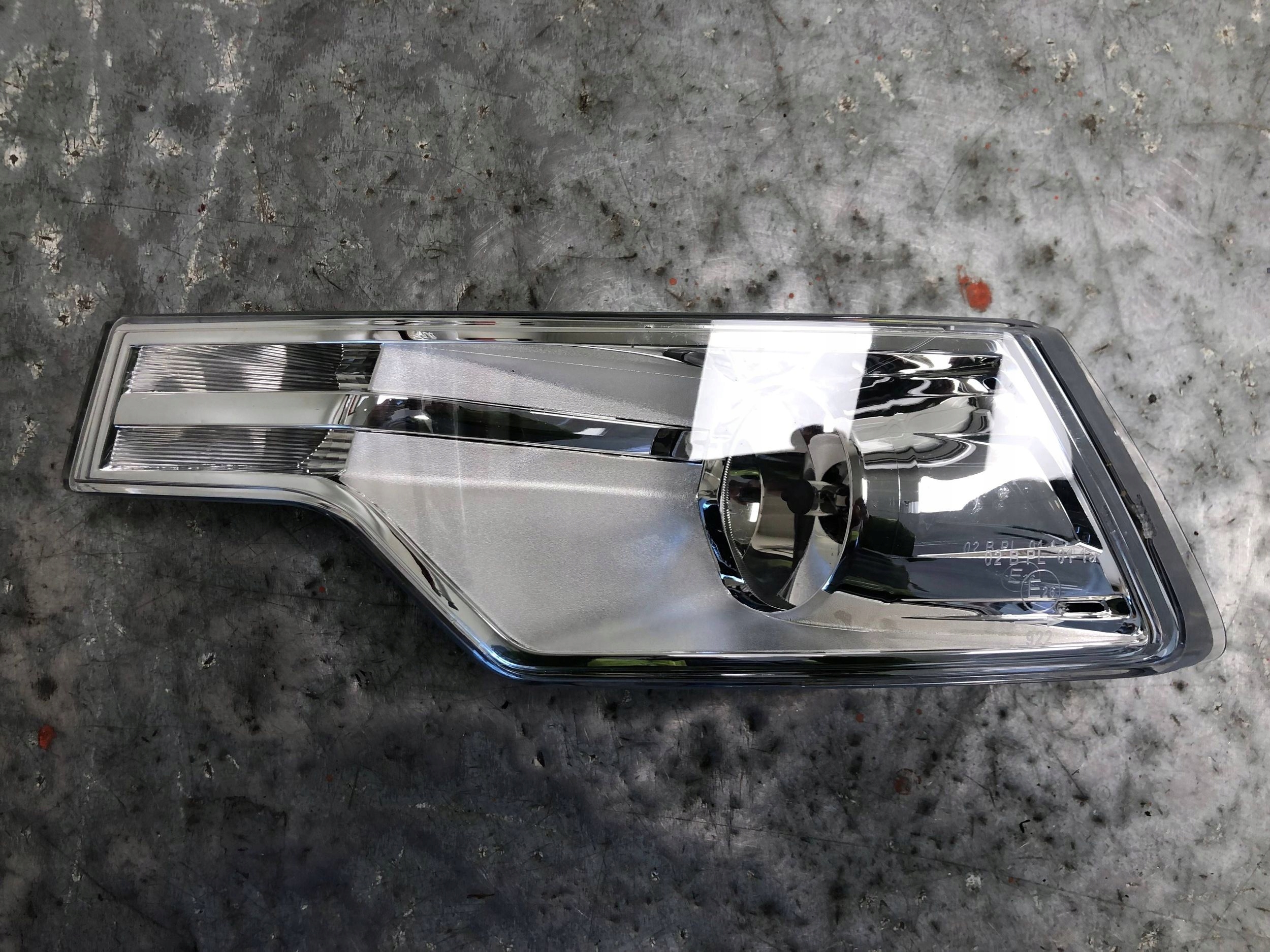 fog light left front CITROEN C5 III 9681061080