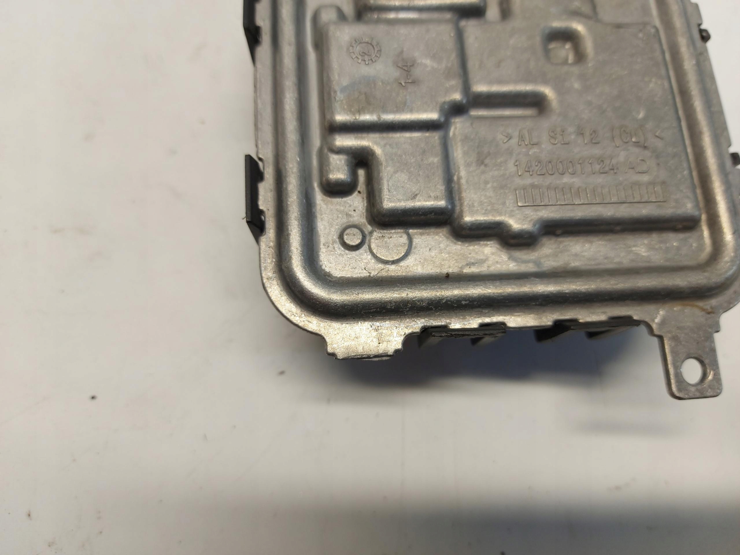 OPEL Grandland II 2024+ control unit lights front 9858203180