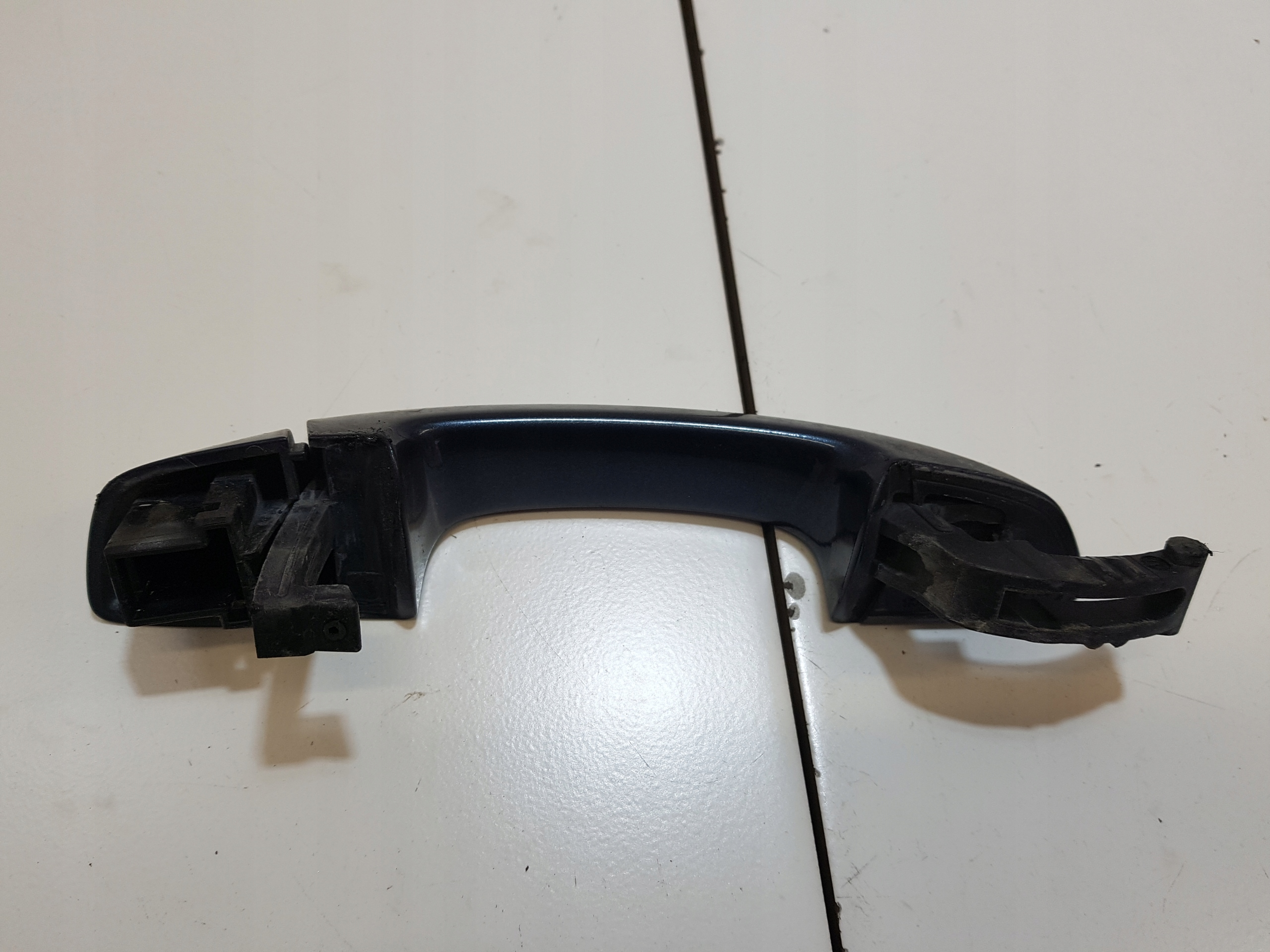 KLAMKA PRAWA PRZEDNIA ZEWNĘTRZNA VOLKSWAGEN GOLF 6 Typ samochodu Samochody osobowe