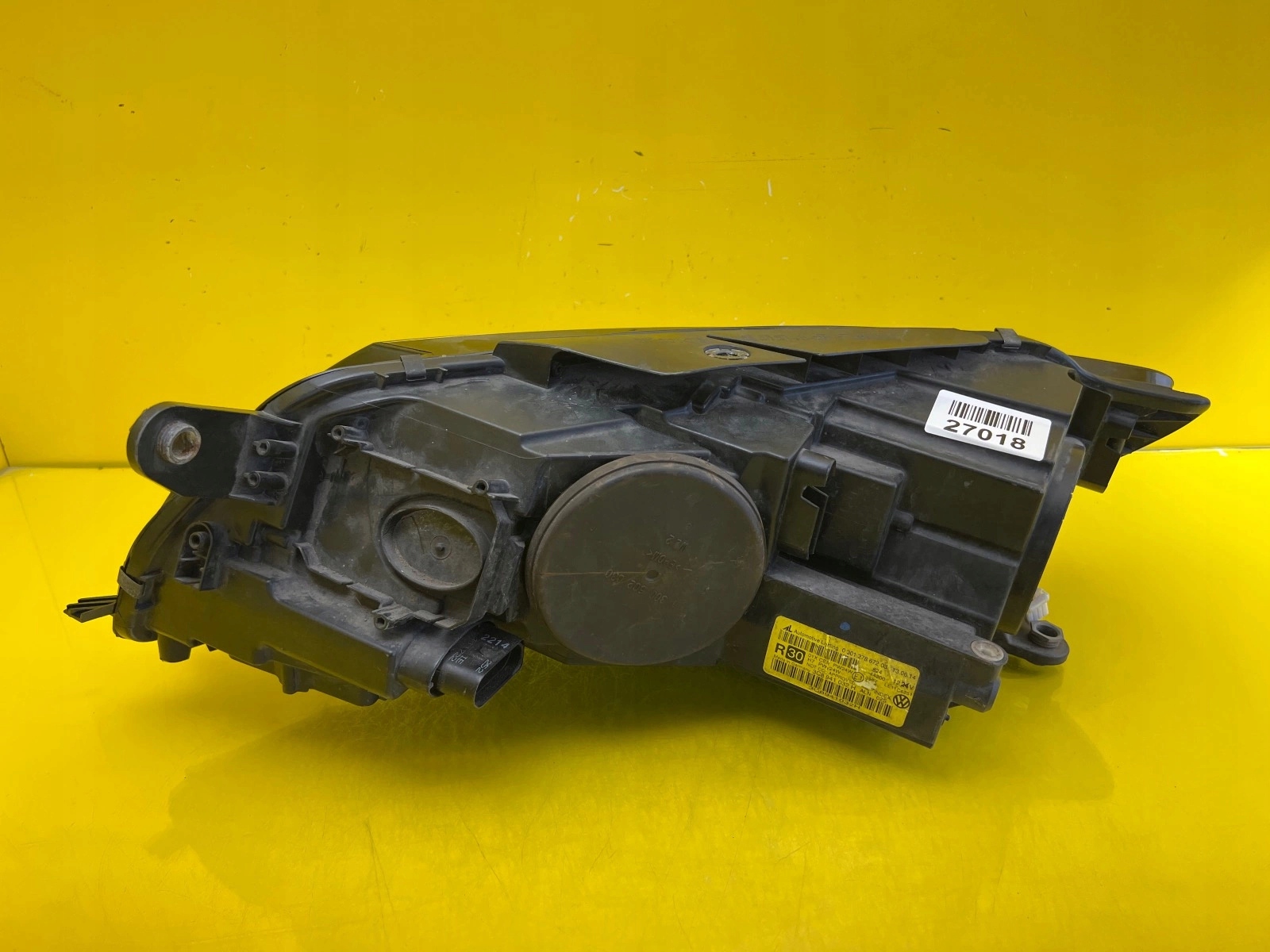light right VW Passat CC Lift 11-16 Xenon 3C8941032H