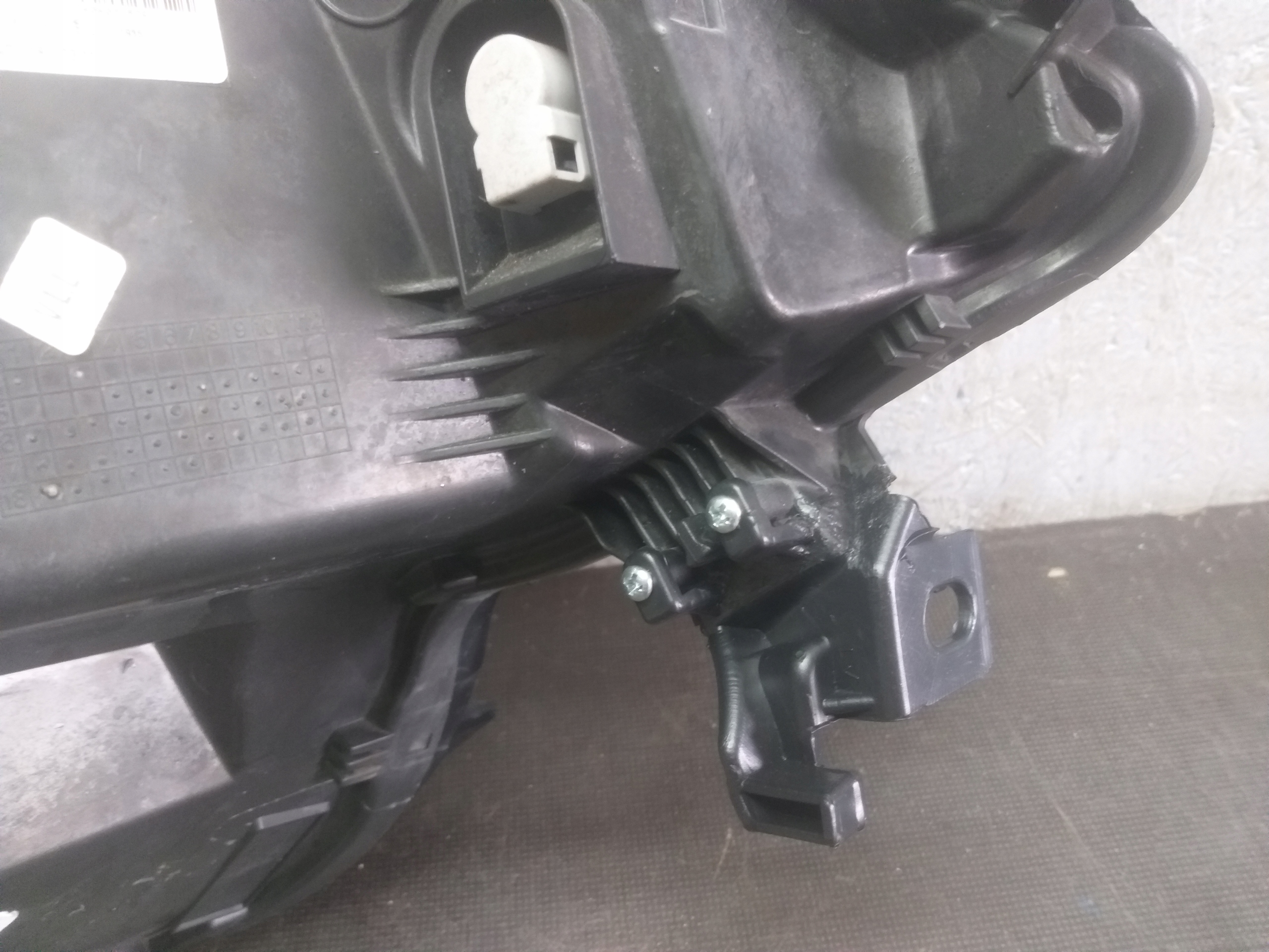 light front left RENAULT MEGANE IV 4 lens LED 260603157R