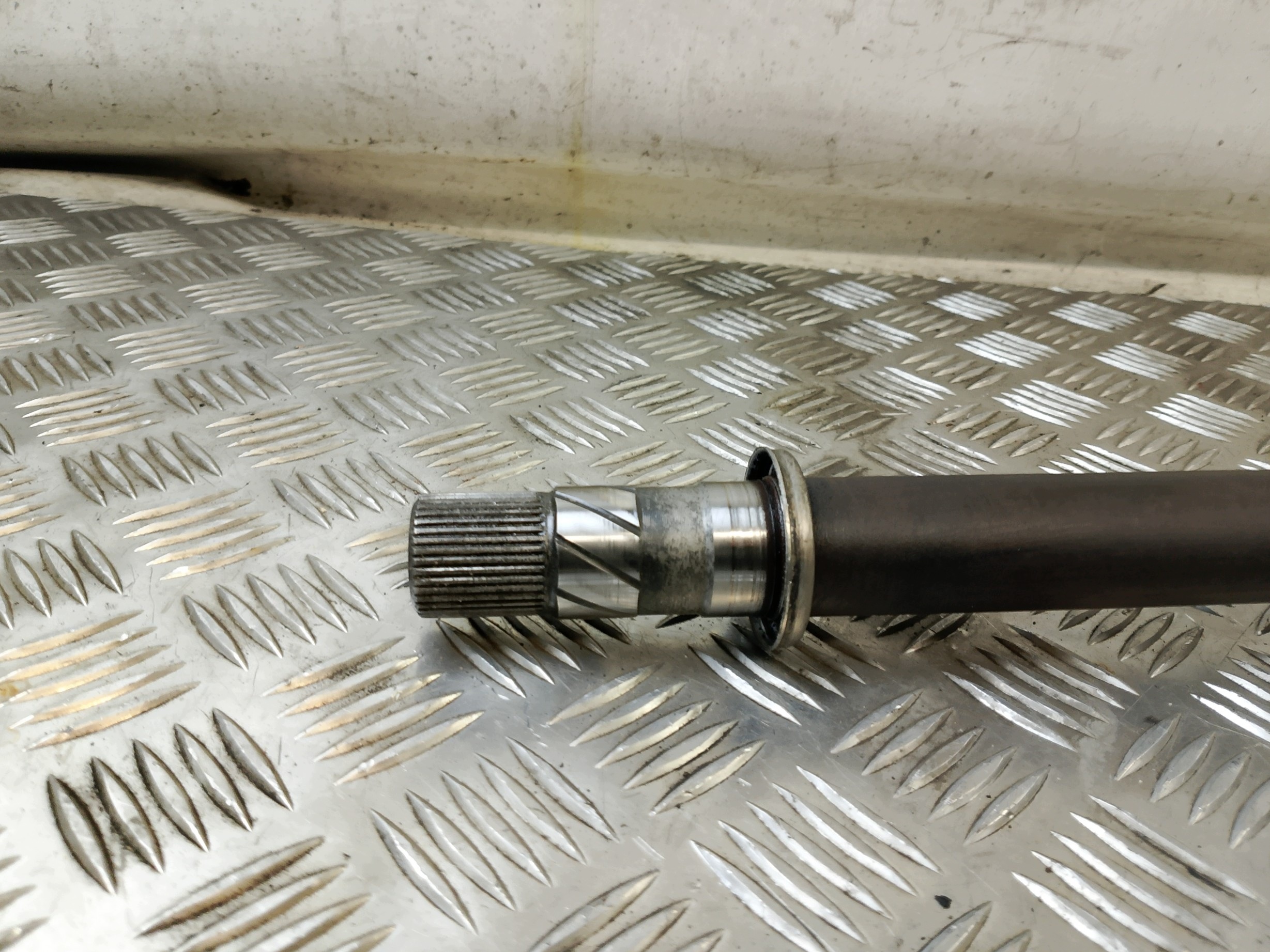 semi-axis right long RENAULT SCENIC II 2 1.9 DCI 8200436366