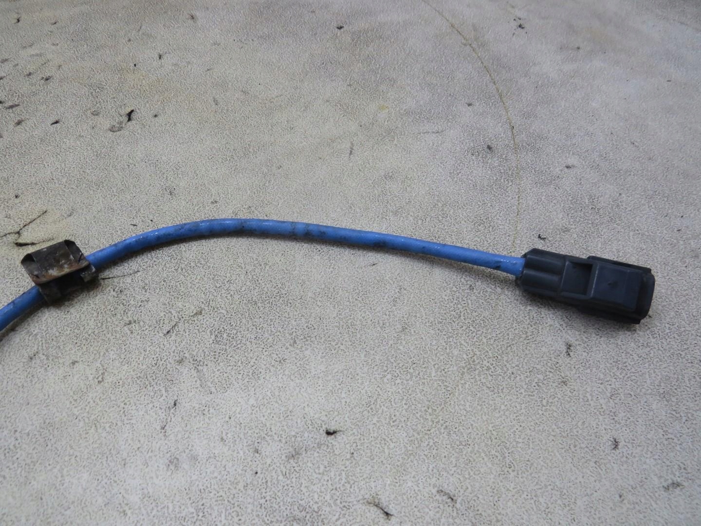 CZUJNIK TEMPERATURY SPALIN KUGA 2.0 TDCI AV41-12B591-BA Producent części Ford OE