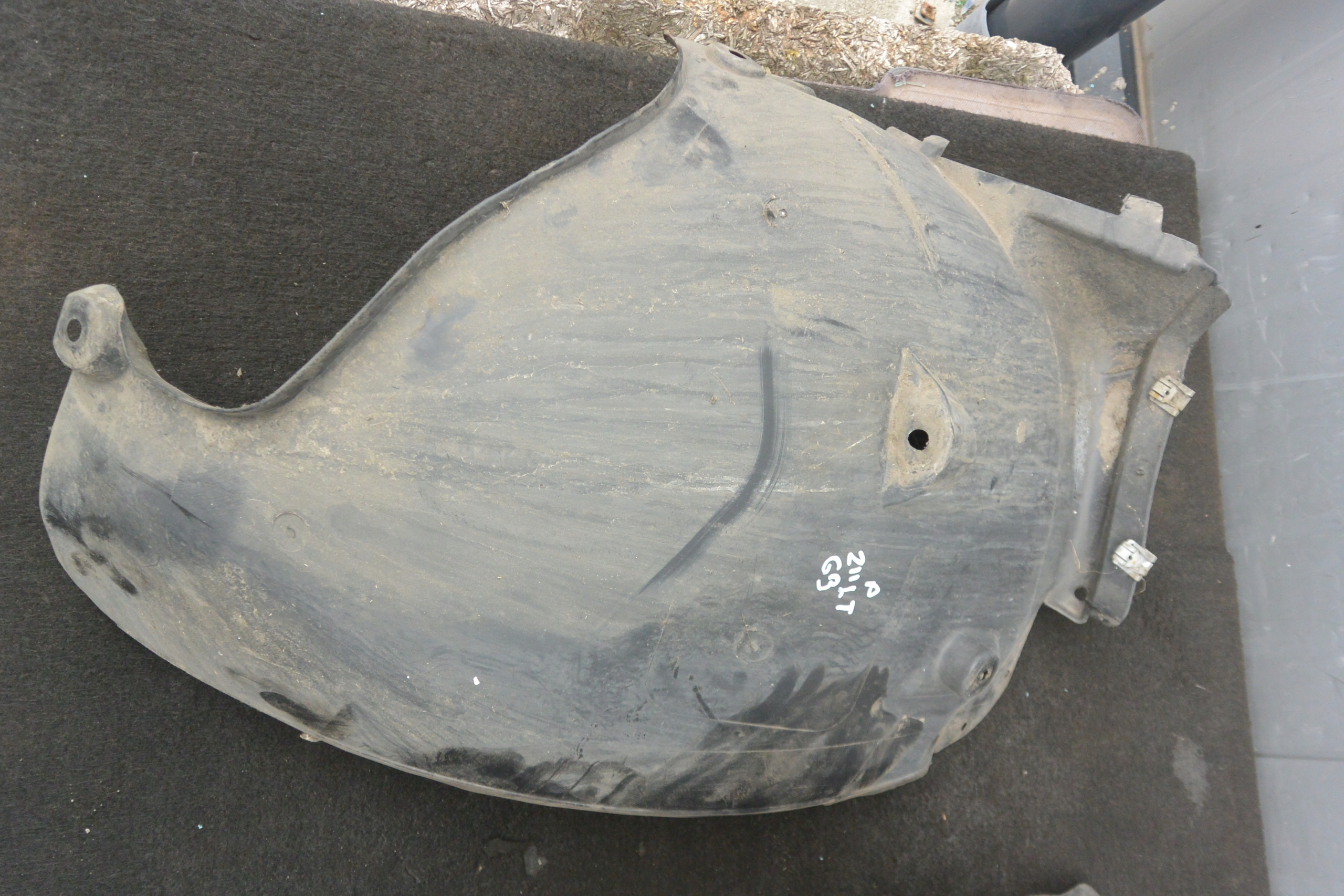 mudguard left front KPL MERCEDES E-KLASA W211