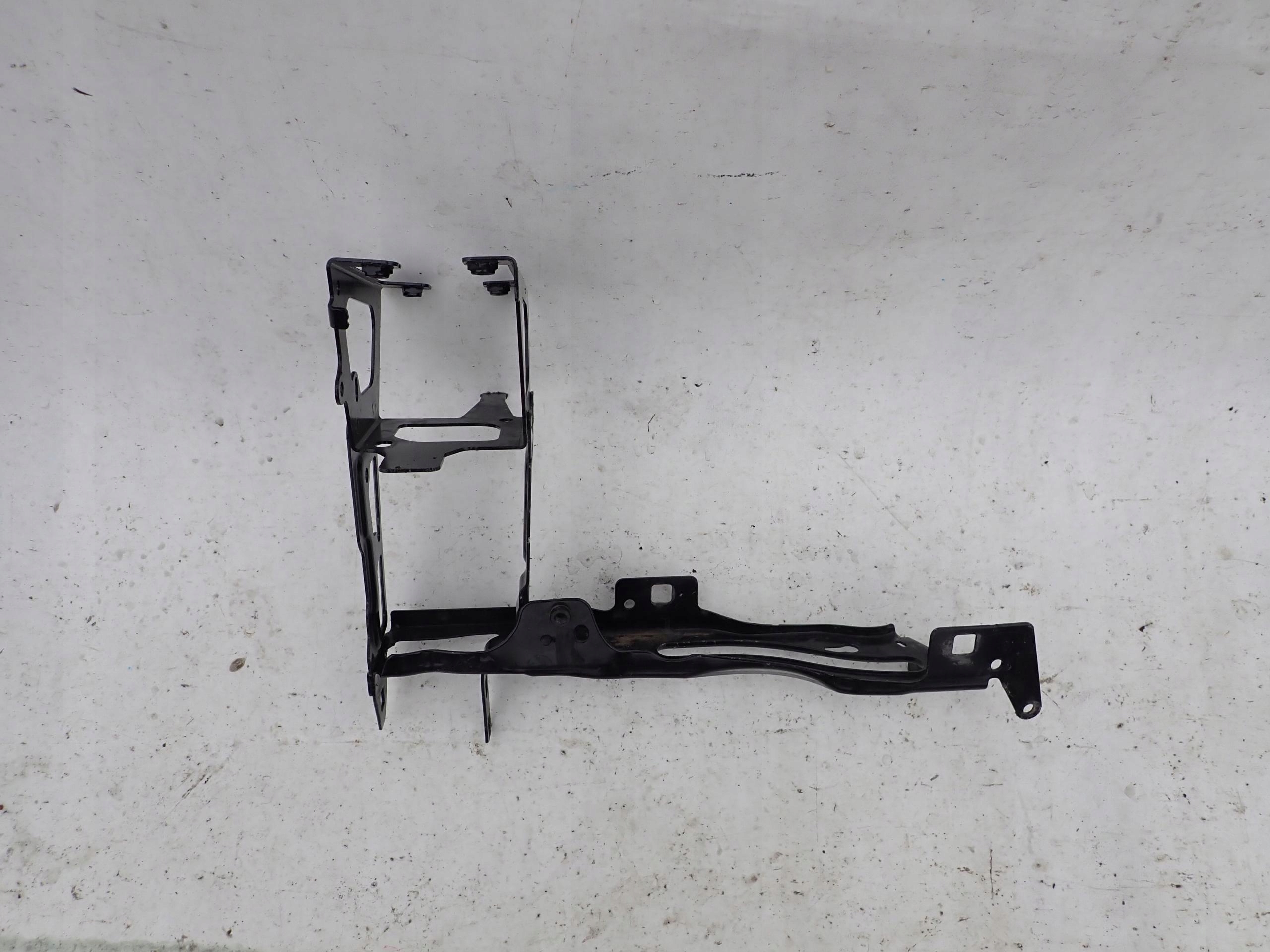 BMW 1 F20 F21 11- holder lights right front