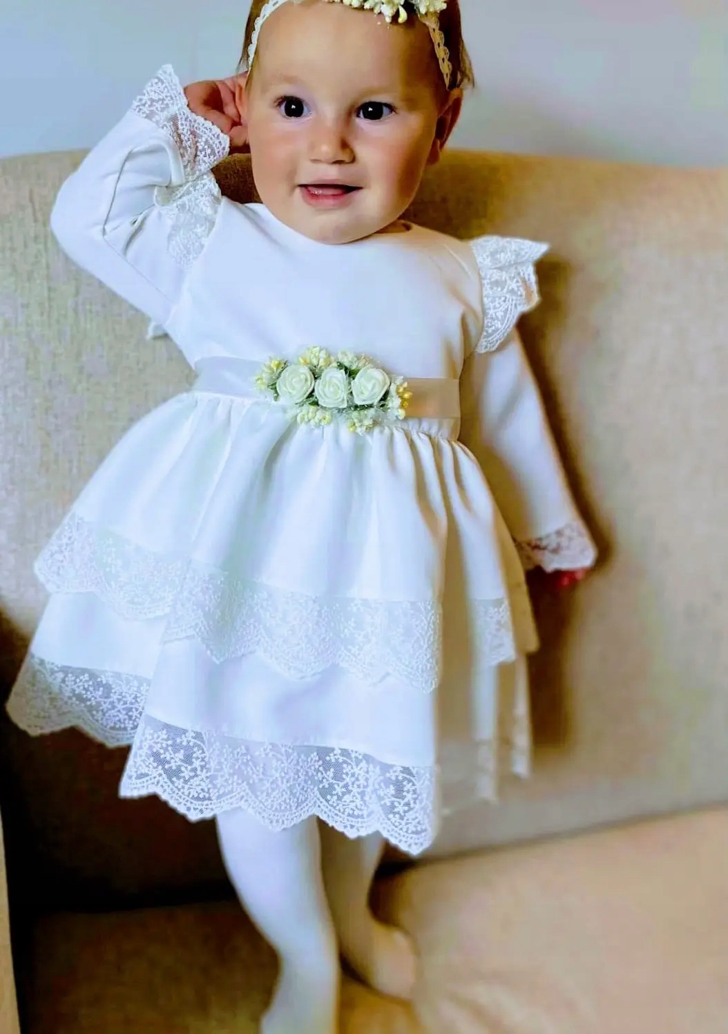 Sukienka do chrztu, delikatna koronka, r. 74 Kolor biały