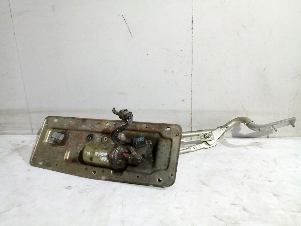 Tata Indigo wiper mechanism front