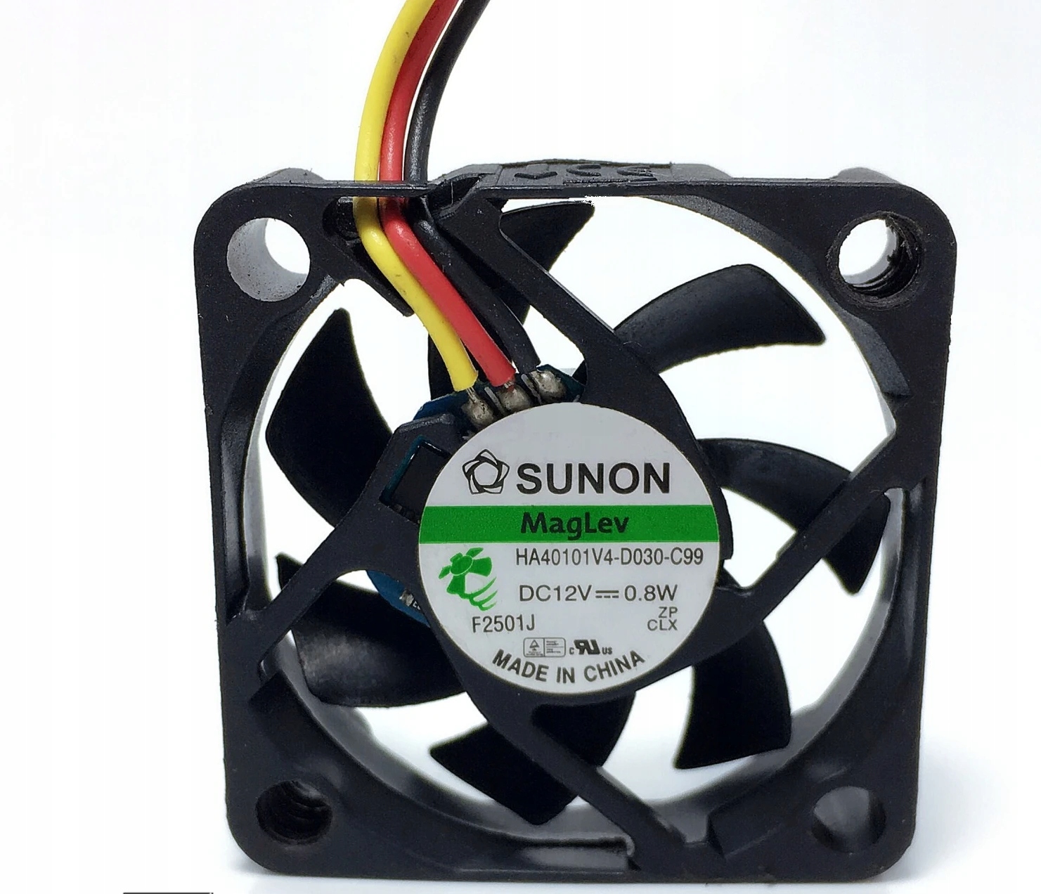 Wentylator Sunon 4x4 cm x 1 cm 12V 0,8A 3PIN