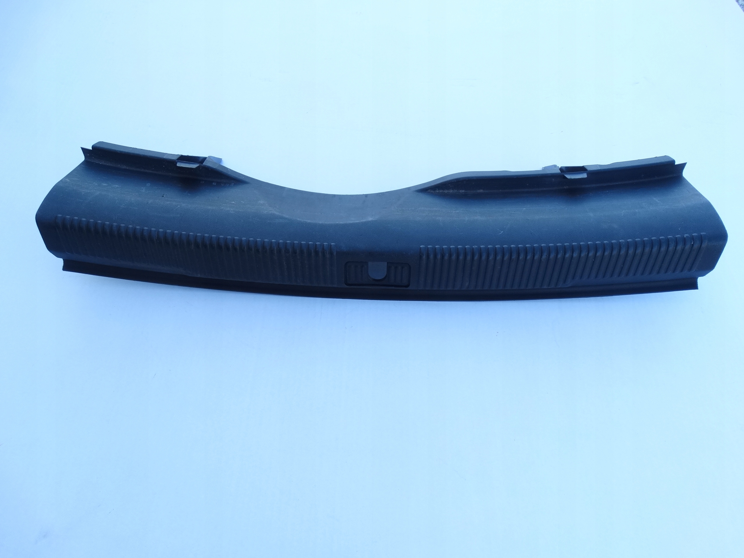 AUDI A6 C7 SEDAN 11-18 OSŁONA LISTWA PASA PROGU BAGAŻNIKA CZARNA ASO ORYG.