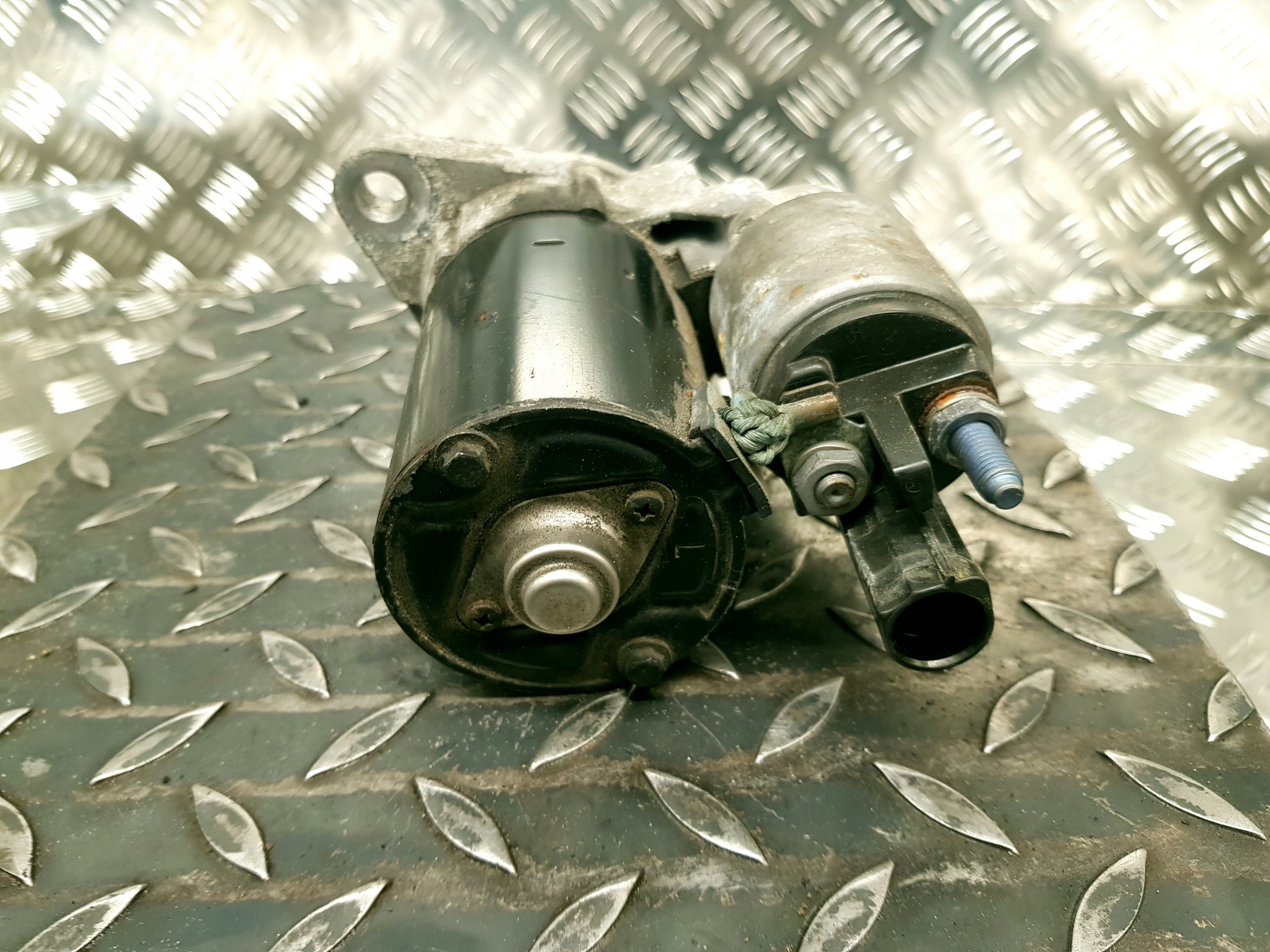 startér AUDI A3 8P 0001120408