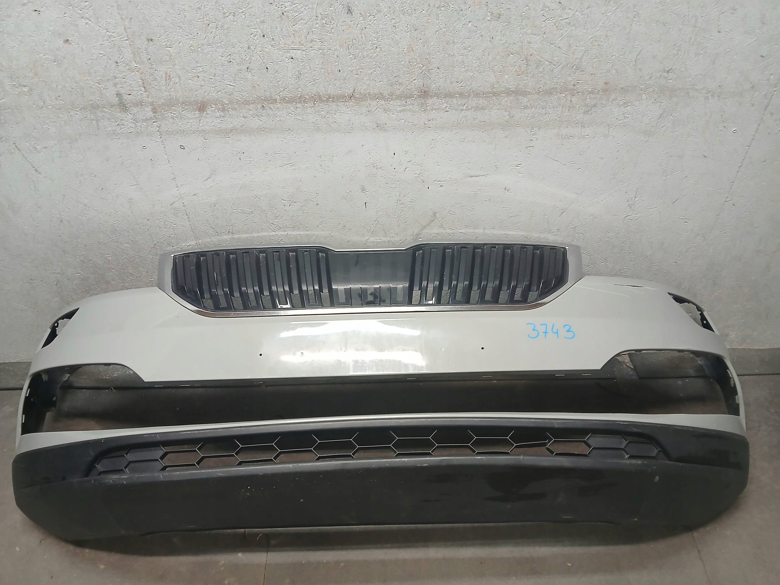 nárazník předek SKODA KAROQ