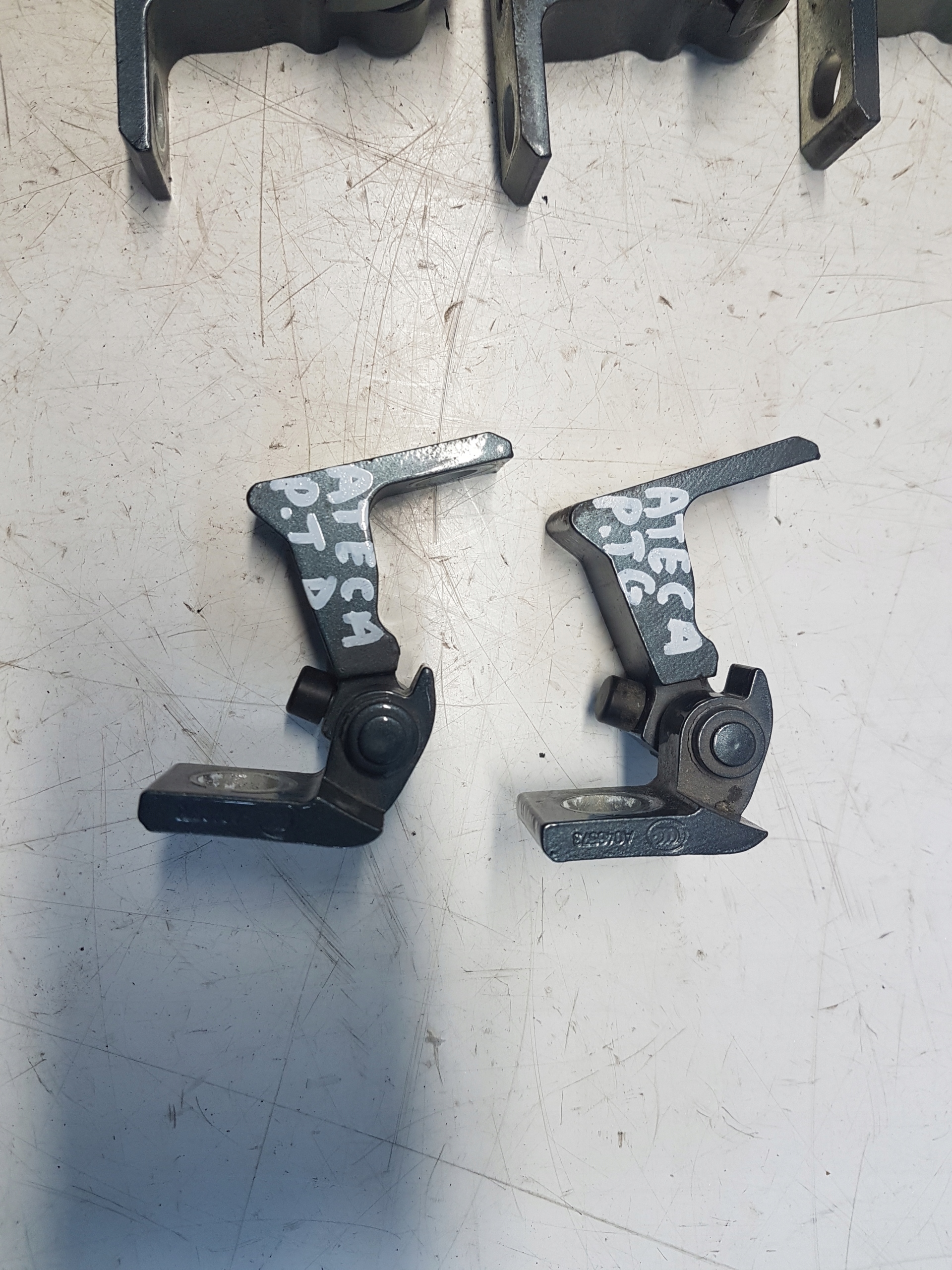SEAT ATECA hinge door right front