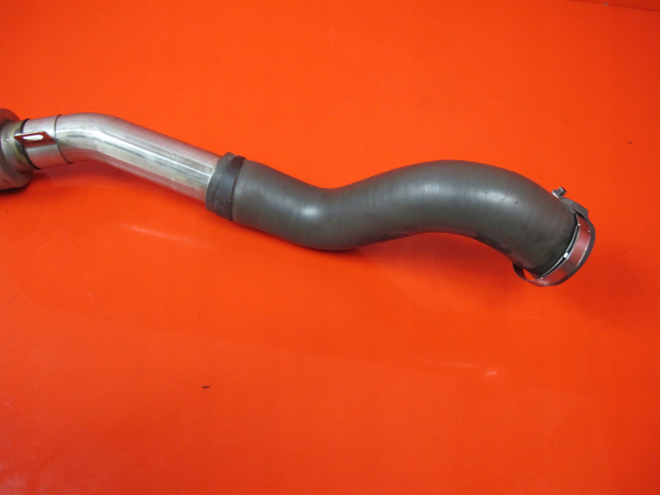 RENAULT KANGOO II III 1.5 DCI Schlauch intercooler