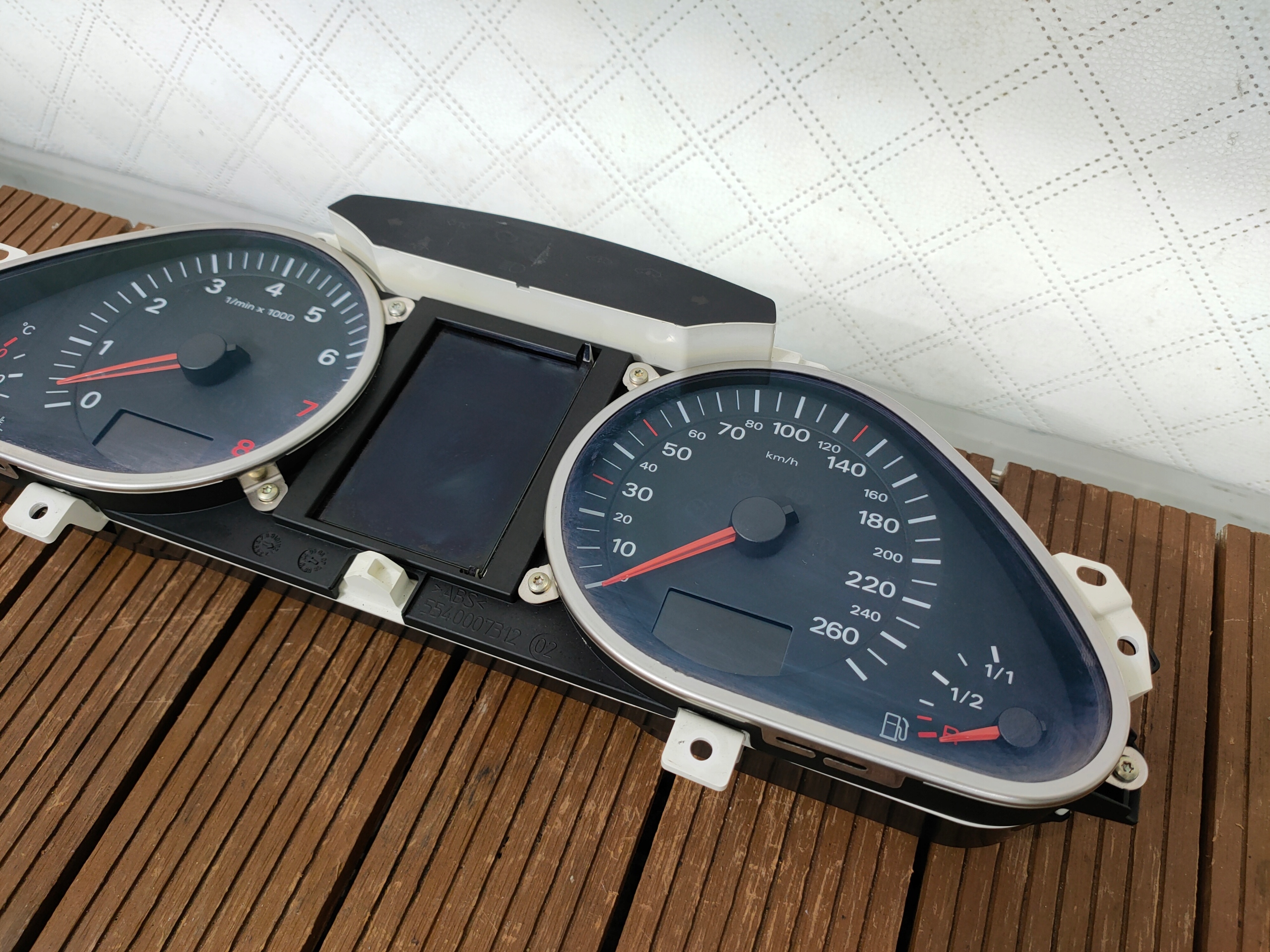 AUDI A6 C6 4F0 04-12 2.4 FSI dials dials 4F0920900M EUROPA OE