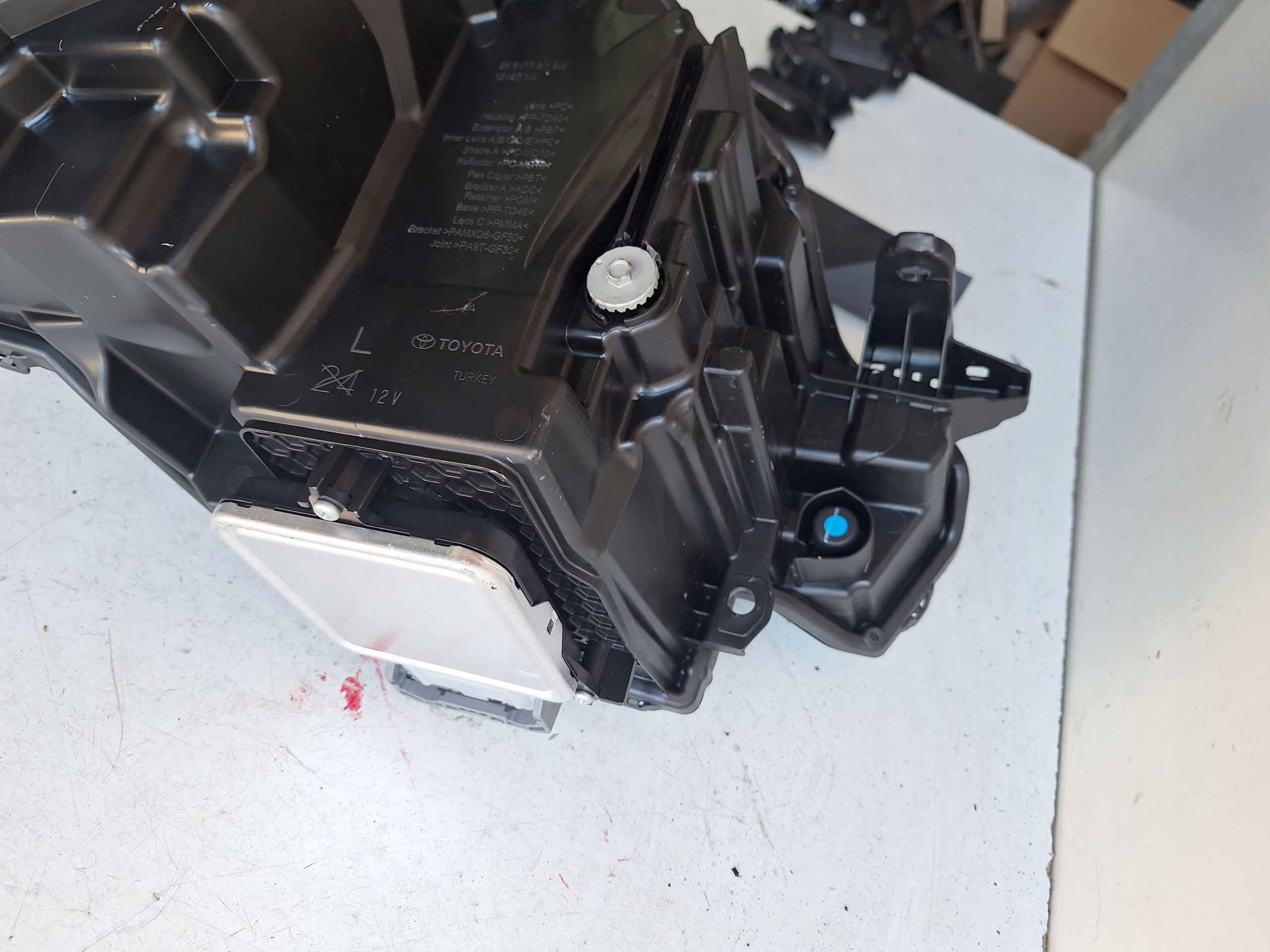 TOYOTA CH-R II 23-> light left FULL LED EU 88L