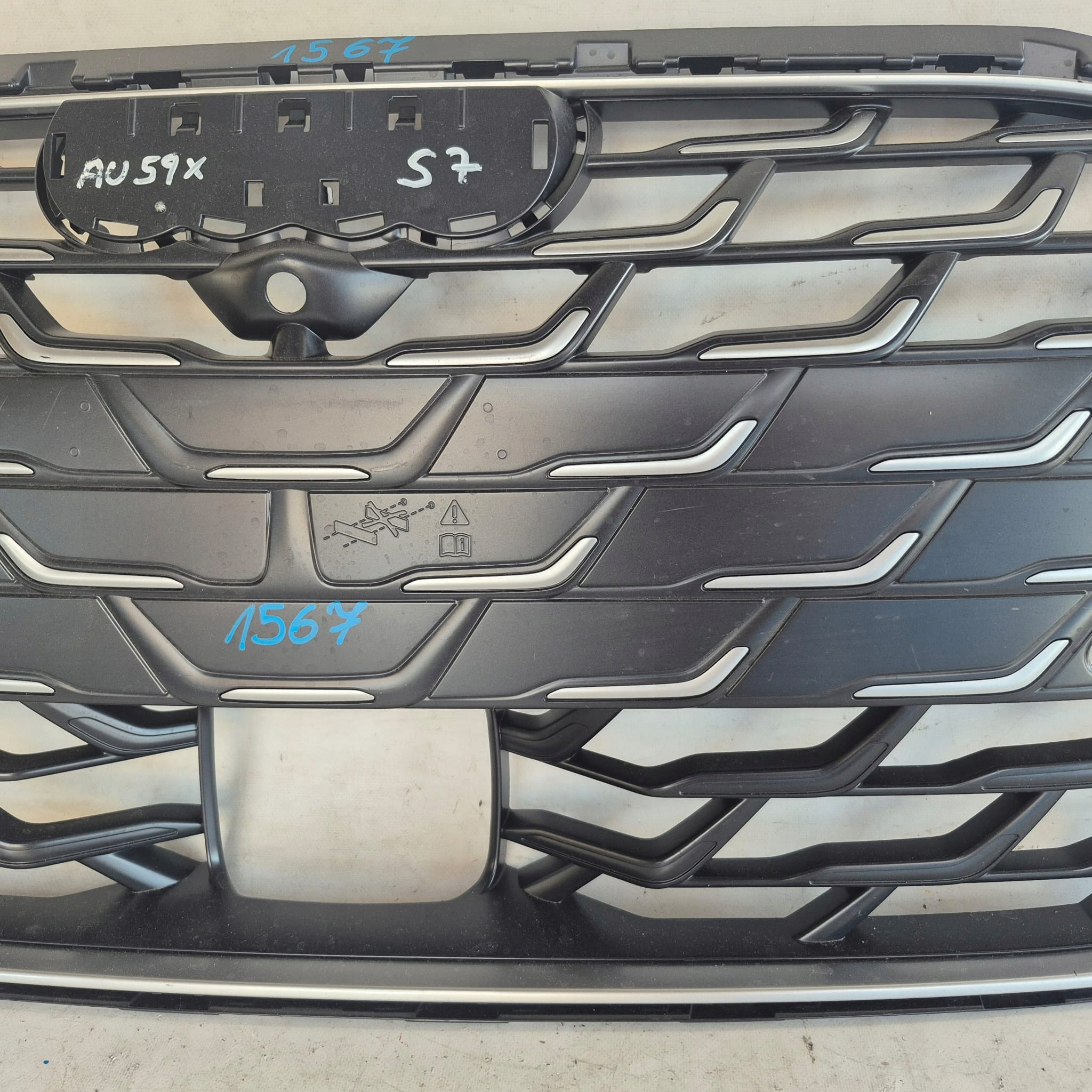 AUDI A7 S7 4P0 25- grill grille radiator 4P0853651E
