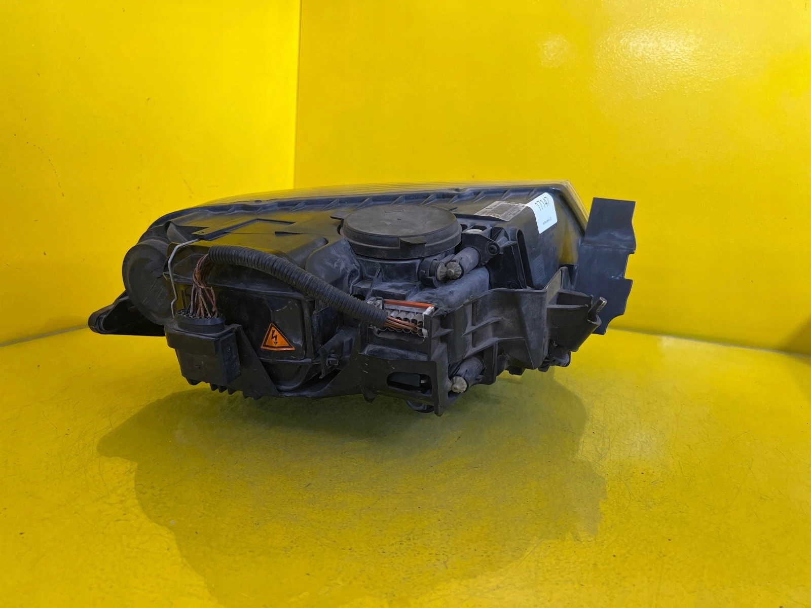 light left VW TOUAREG 7L XENON 7L6941015