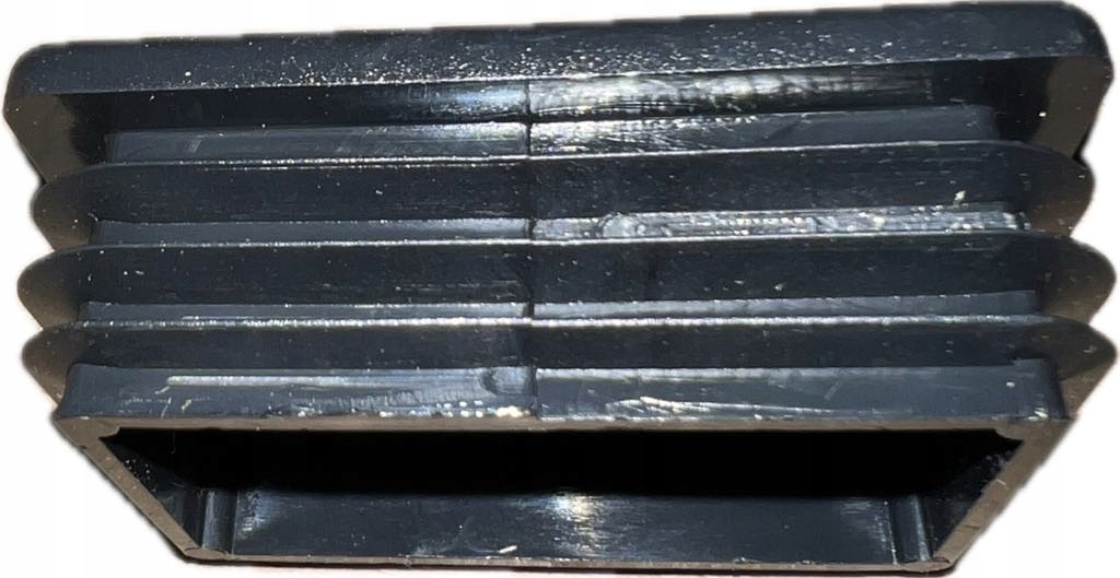 ZAŚLEPKA PROSTOKĄTNA 40X60 CZARNA OPAKOWANIE 100 SZT