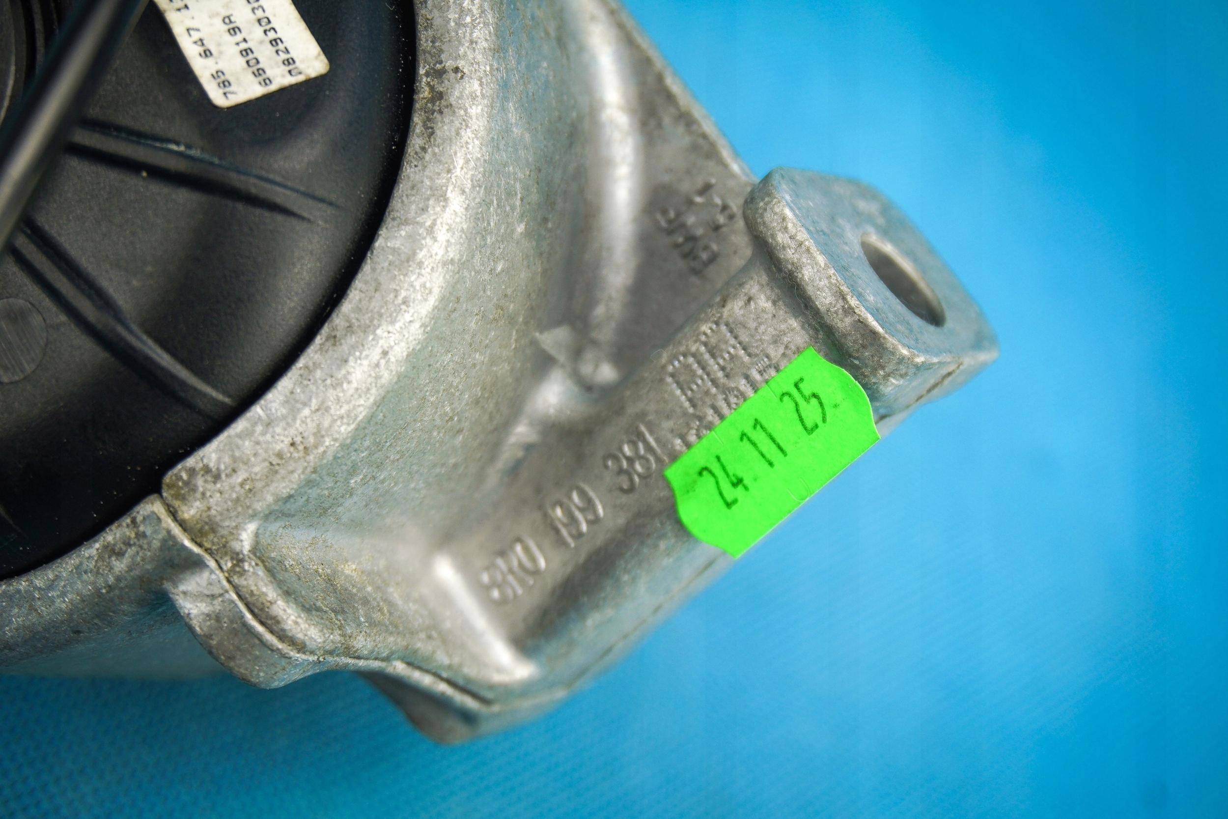 engine mount right Audi Q5 8R 8R0199381AA 3.0TDI 3.0TFSI