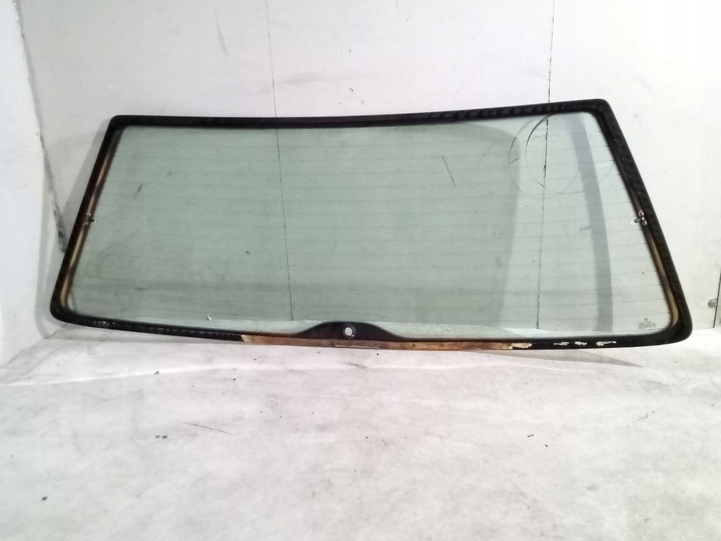 VW Passat B5 lift kombi Vitre Arrière du capot