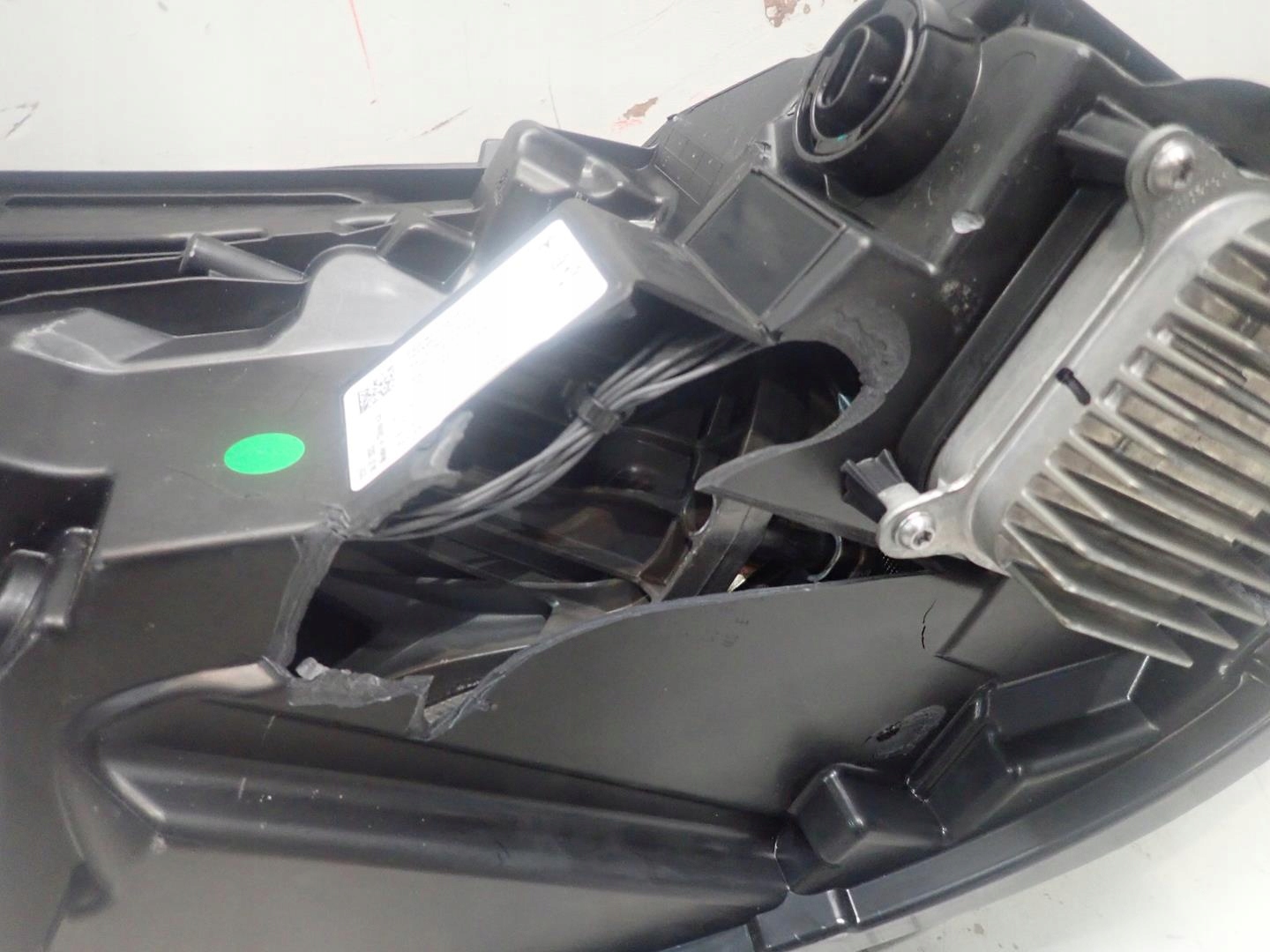 light front left TESLA 3 LIFT 2020- FULL LED
