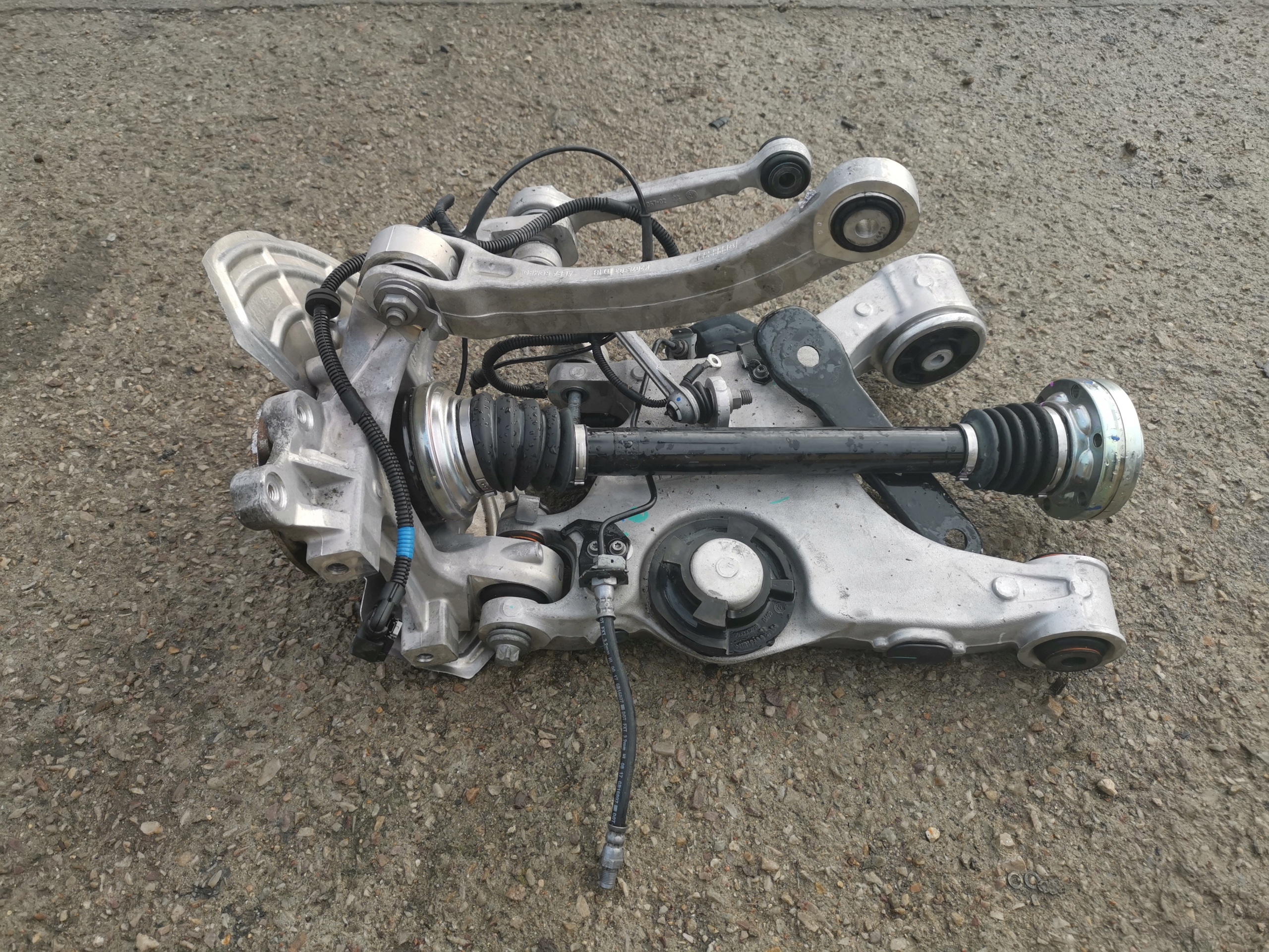 complete side springing left rear part GIULIA QV
