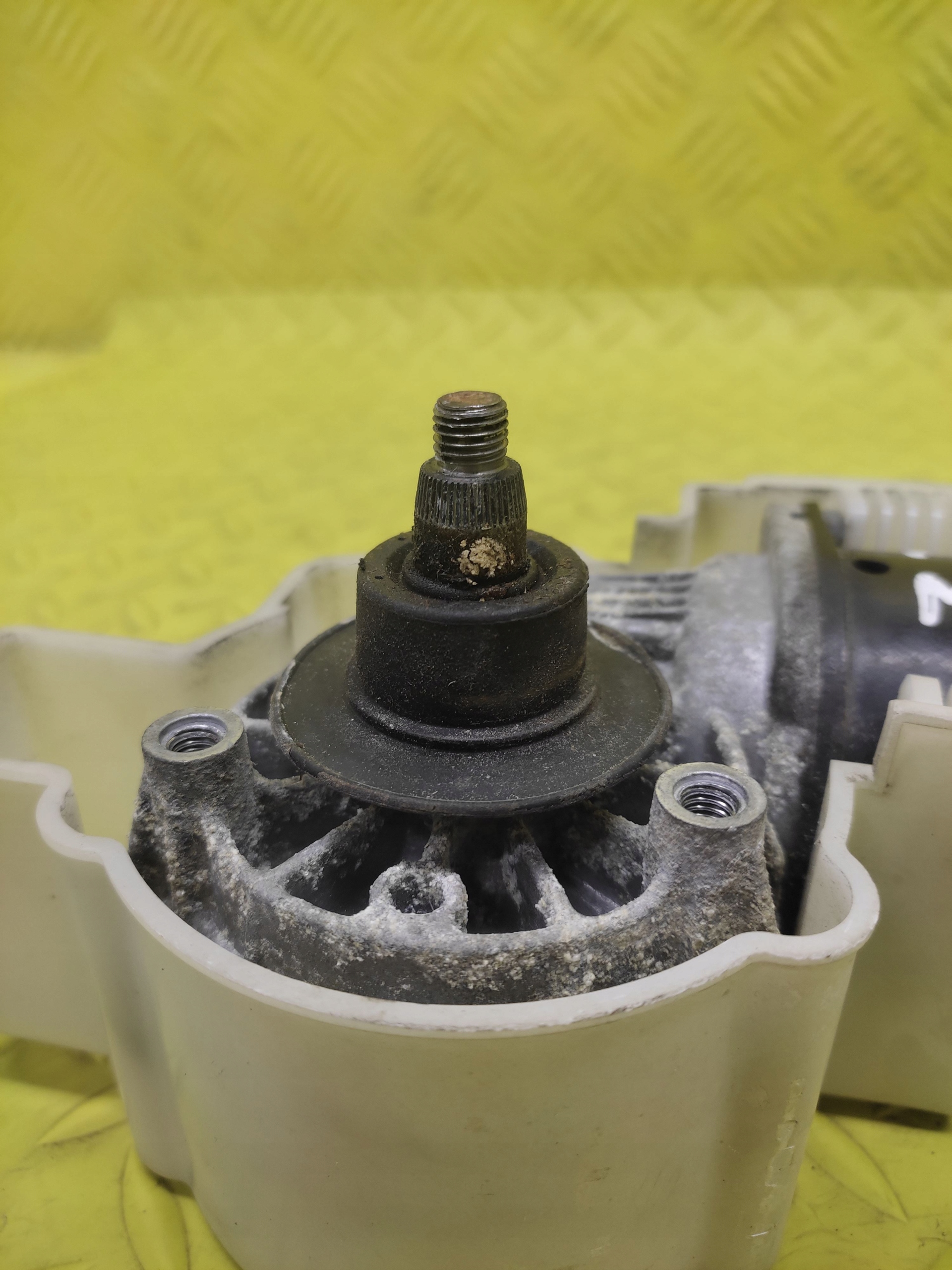 MAZDA MPV motor ablaktörlők far