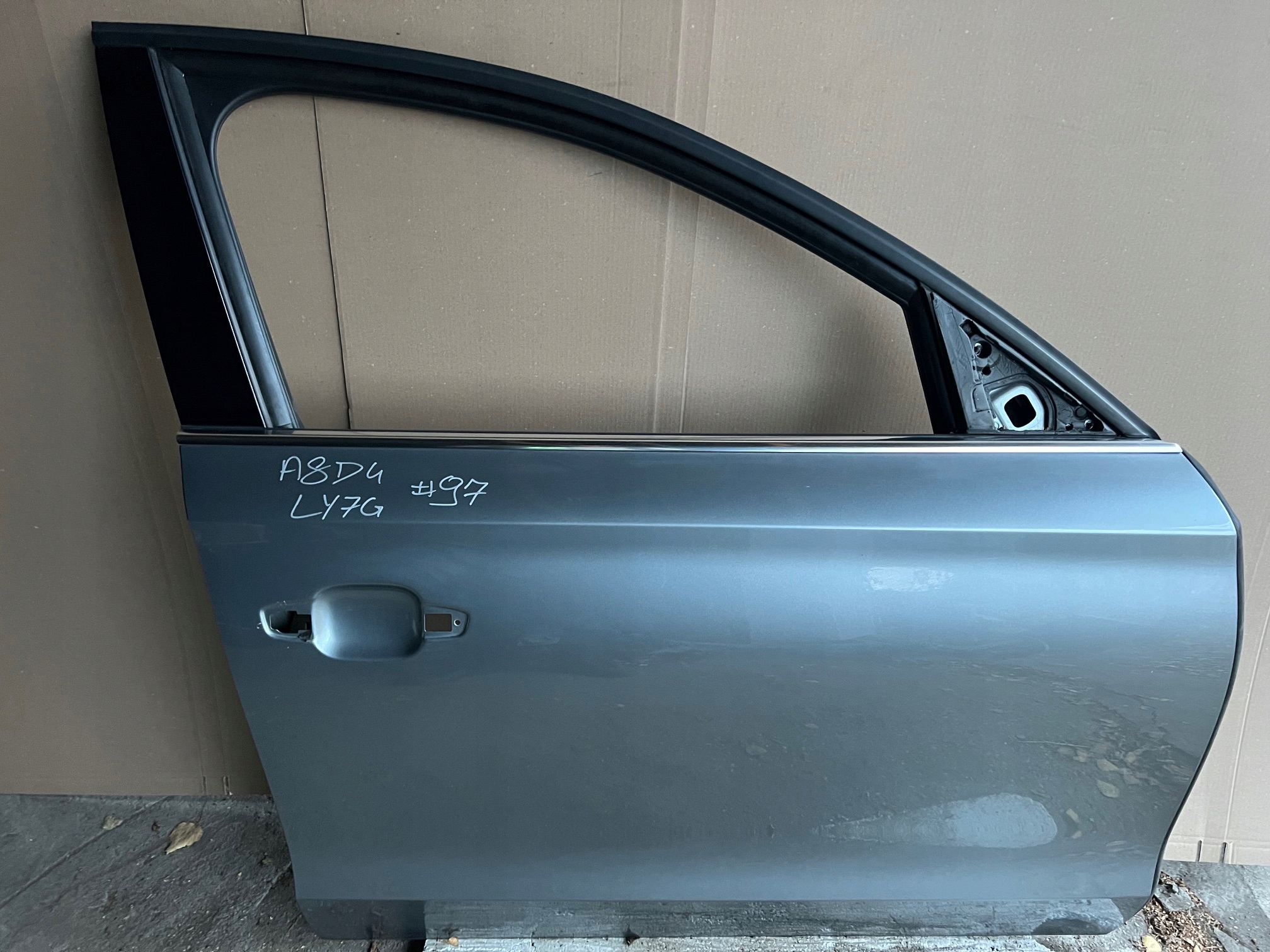 AUDI A8 D4 door right front right front LY7G