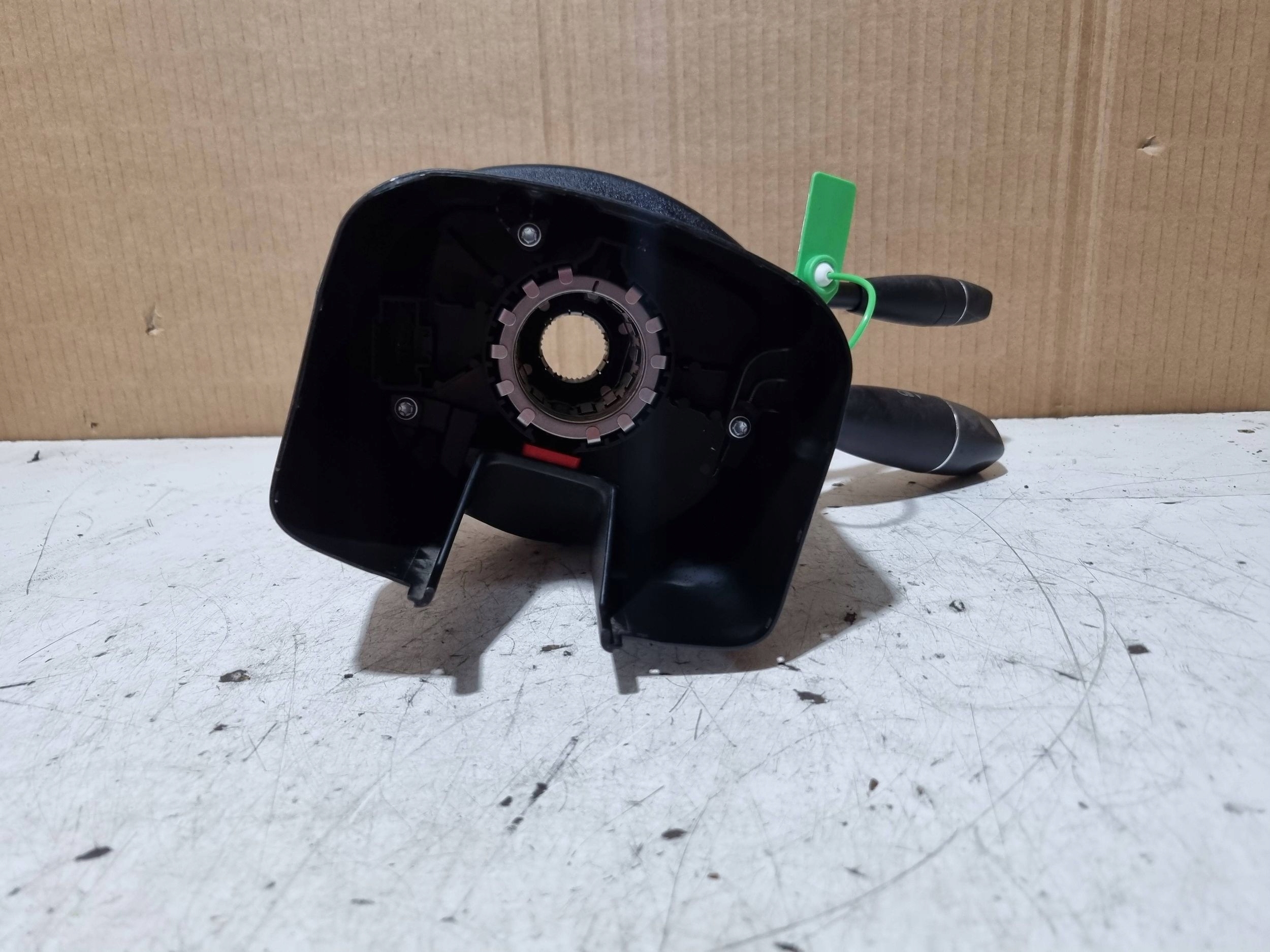steering wheel levers and controls ring A2044403202 MERCEDES C-KLASA W204