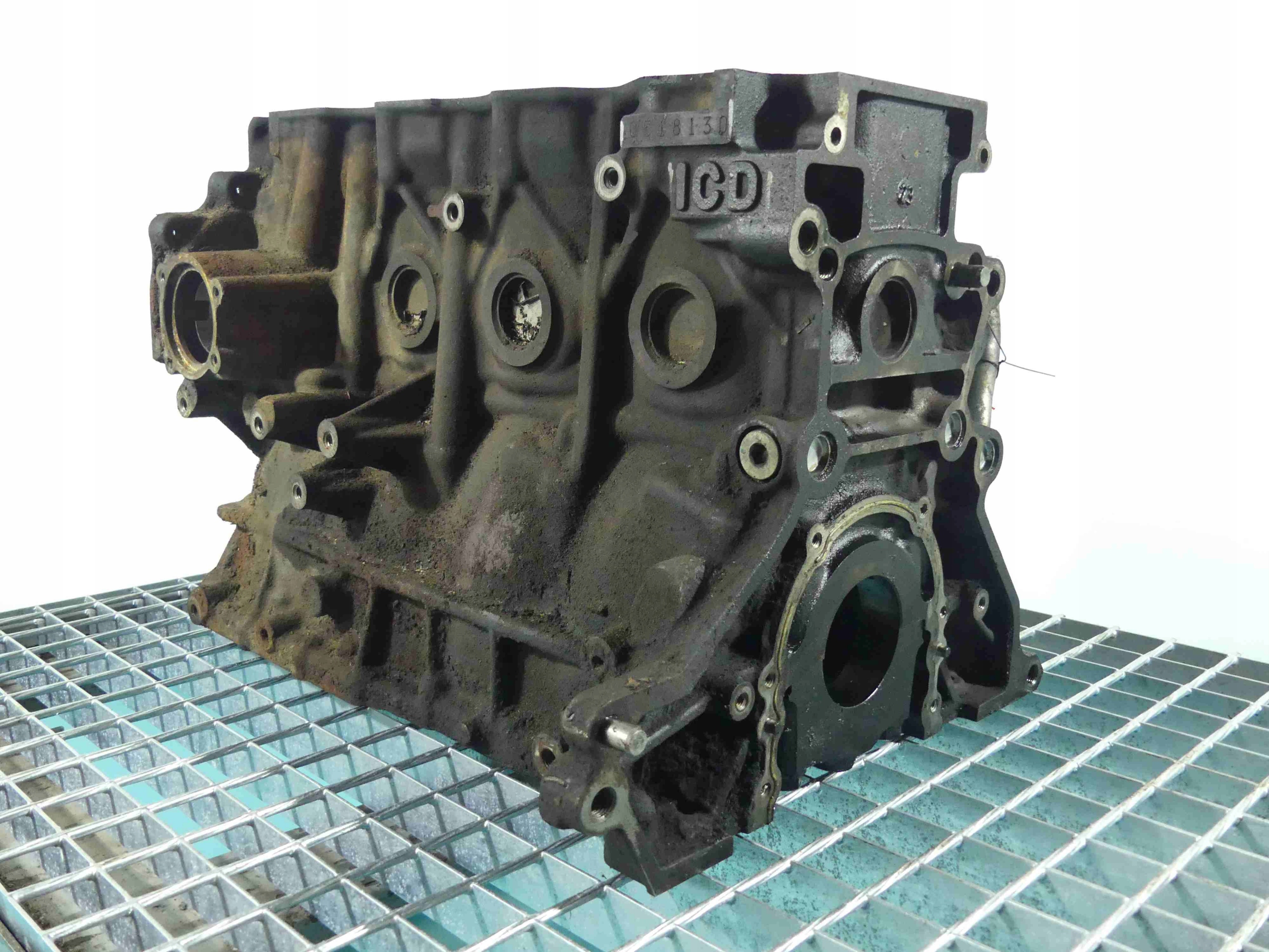 BLOK SILNIKA TOYOTA RAV4 II 1CD 2.0 D4D