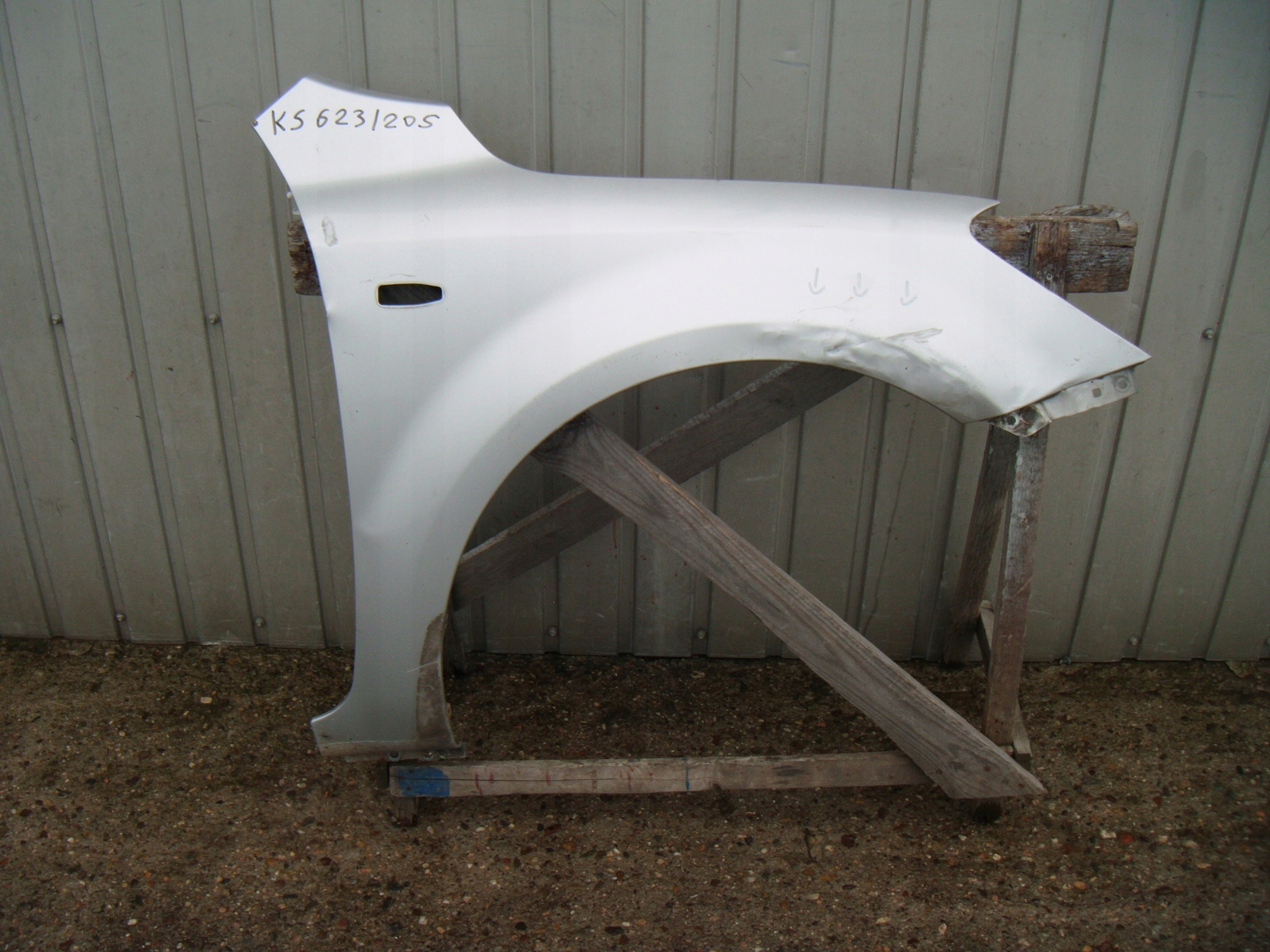 KIA CEED I 1 LIFT 09-12 BŁOTNIK PRAWY PRZÓD