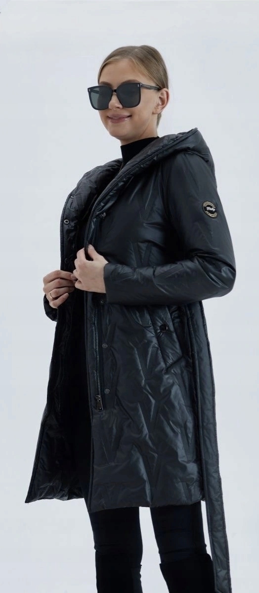 Prošívaný Kabát B8508 Černý M (38)