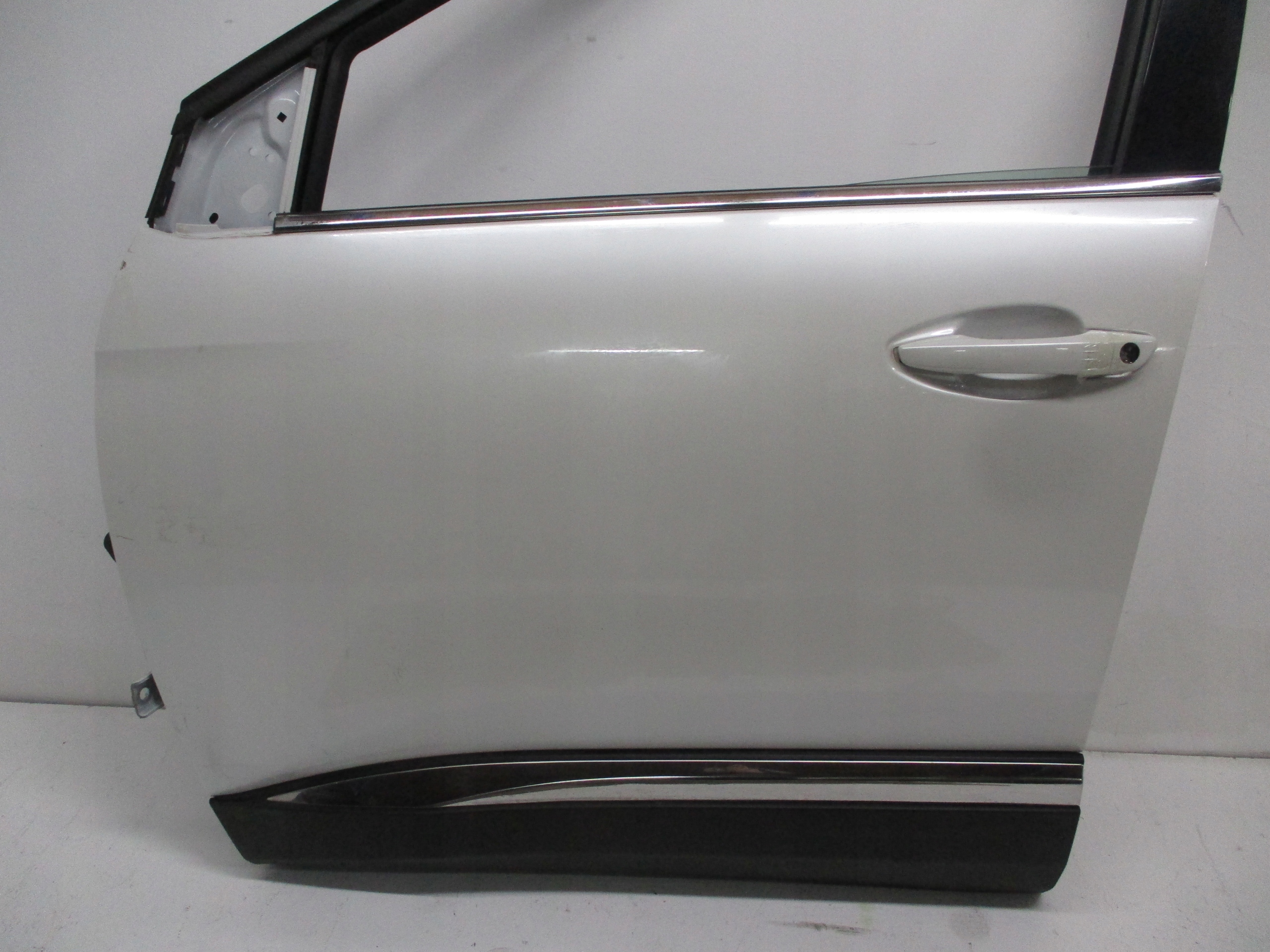 door left front PEUGEOT 3008 II 22R