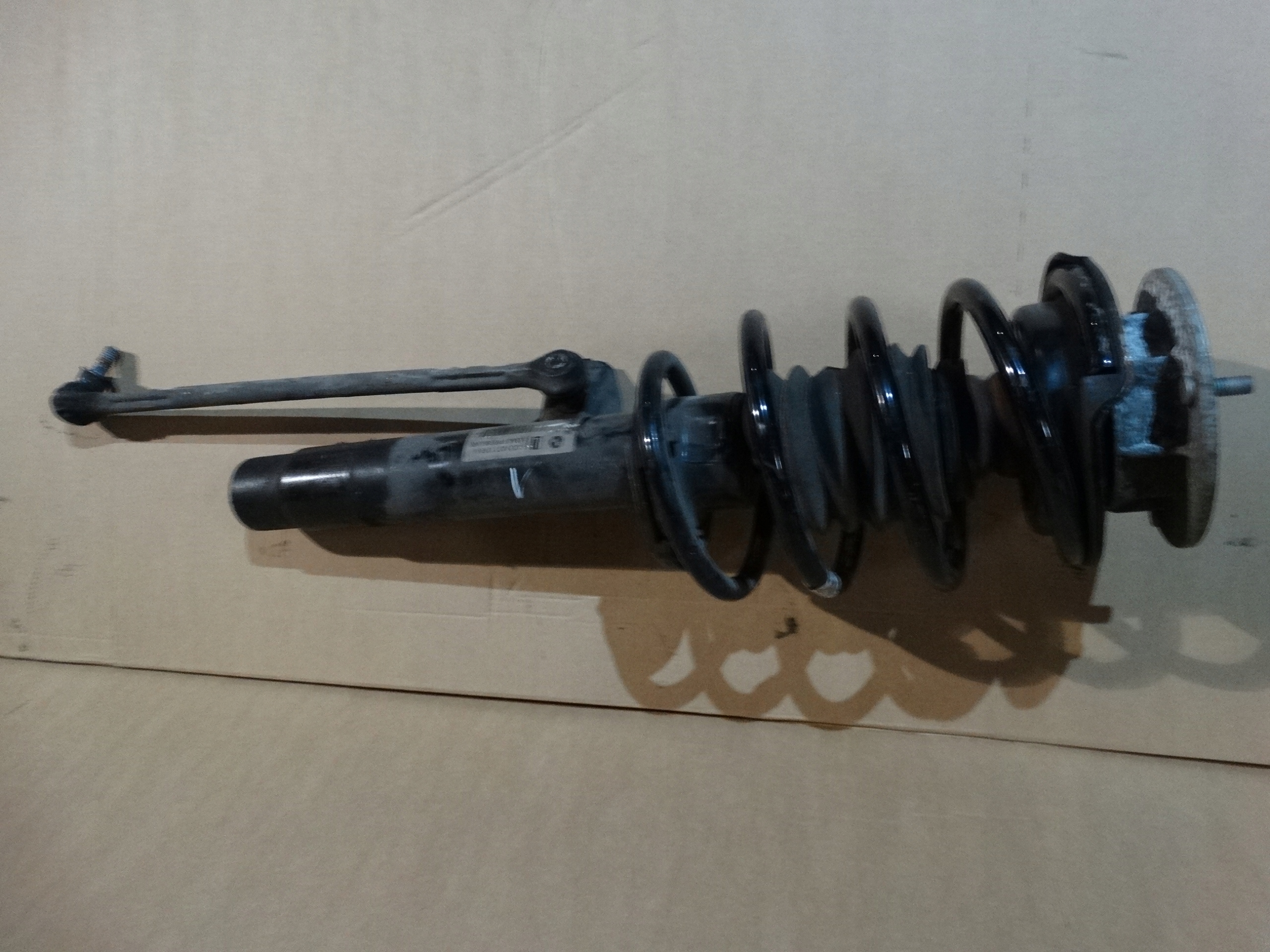shock absorber front left BMW E90 E92 LIFT LCI XD 1
