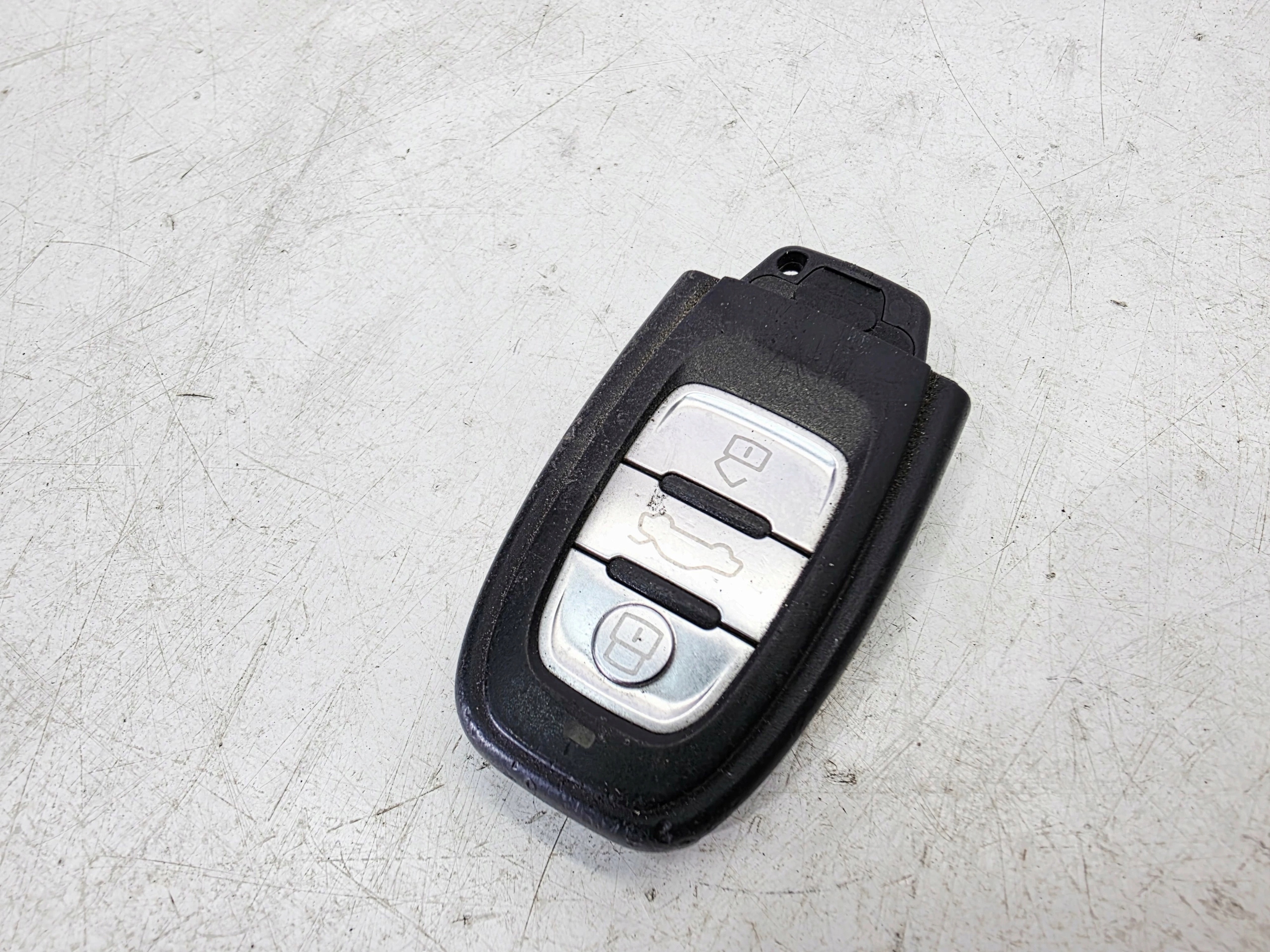 key PILOT AUDI A4 B8 A5 8T Q5 8R 8T0959754D