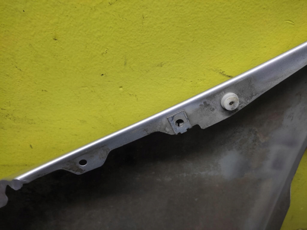 RENAULT TRAFIC II fender right front