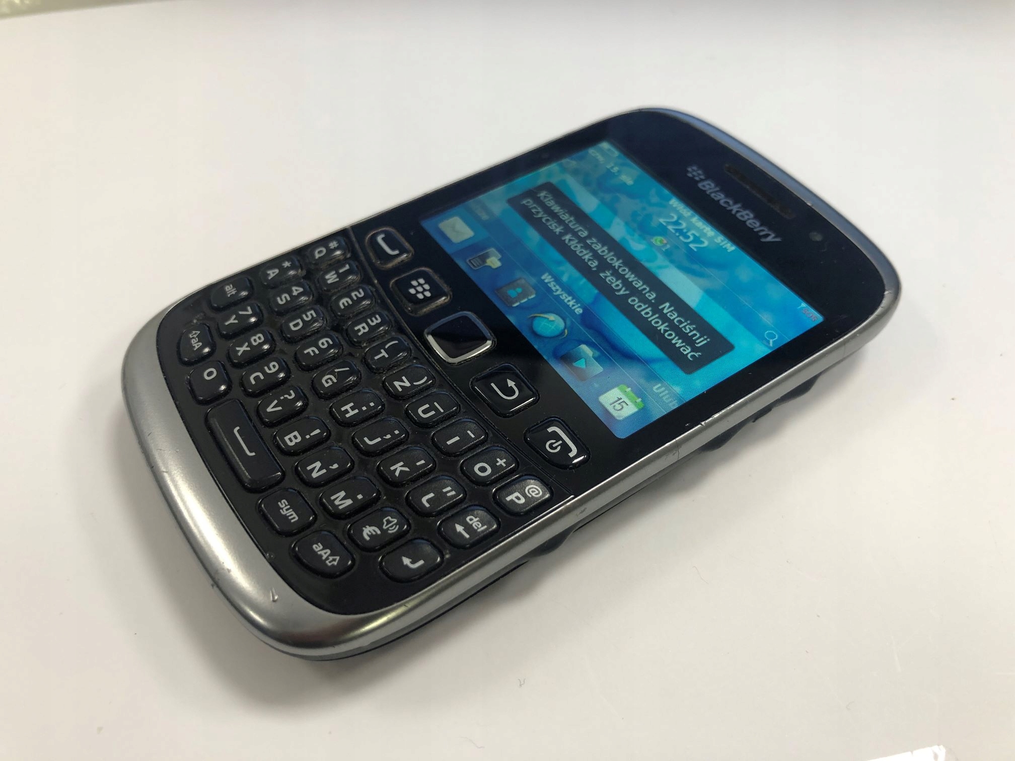 スマートフォン本体 BlackBerry Curve 9320 新品＞ 店舗保証付 ブラックベリー Curve 9320 (BlackBerry
