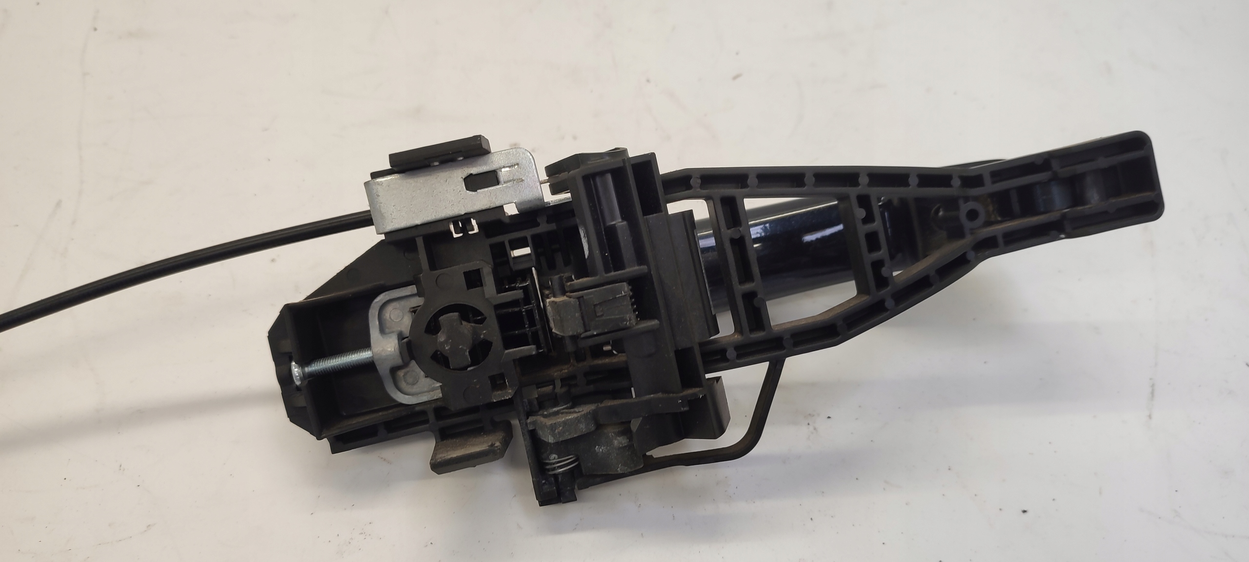 handle left rear part colour FB Ford Focus MK3 1,0 Ecoboost
