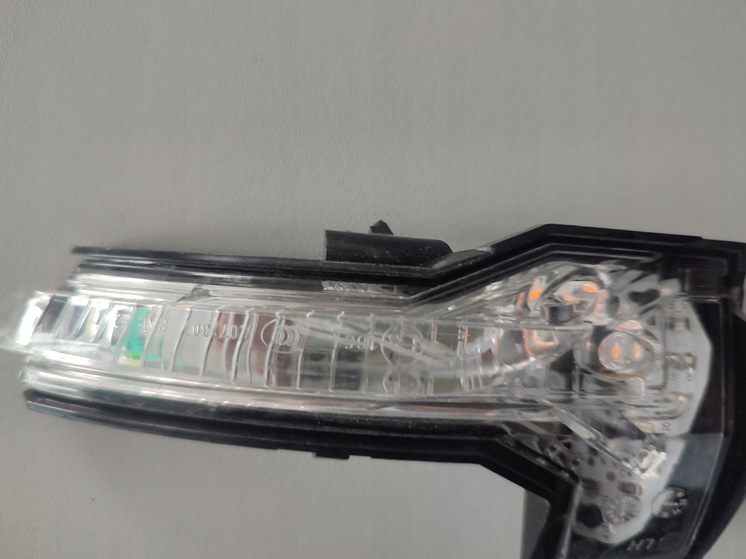 indicator W mirror AUDI A1 II 2G0949101