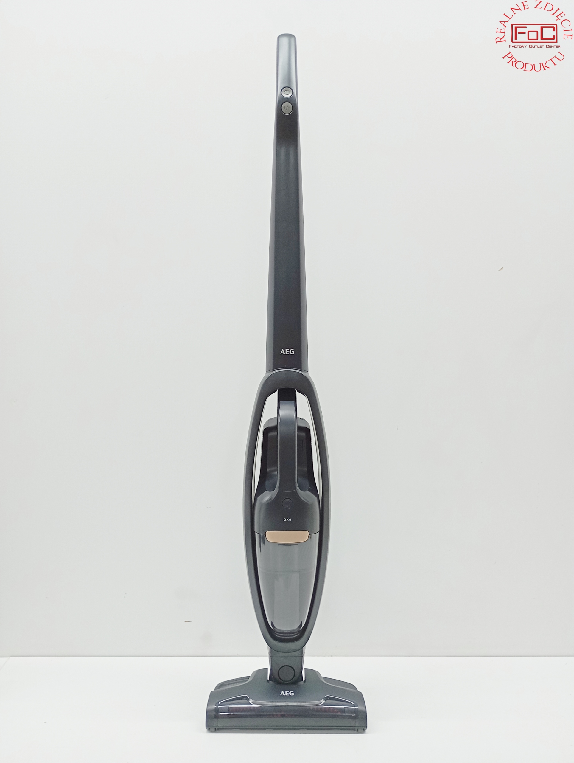 Odkurzacz pionowy AEG QX6145AN czarny Model QX6145AN