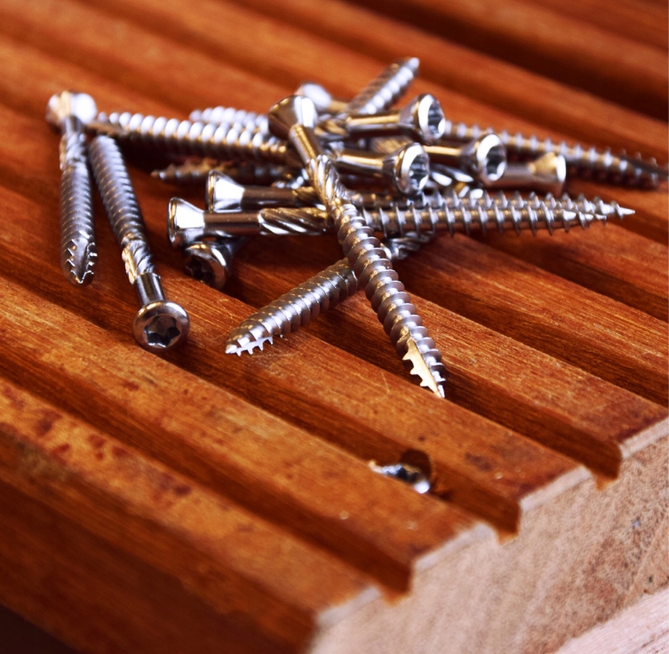 Nierdzewne wkręty tarasowe do tarasów deski 4x50 Waga produktu z opakowaniem jednostkowym 1 kg