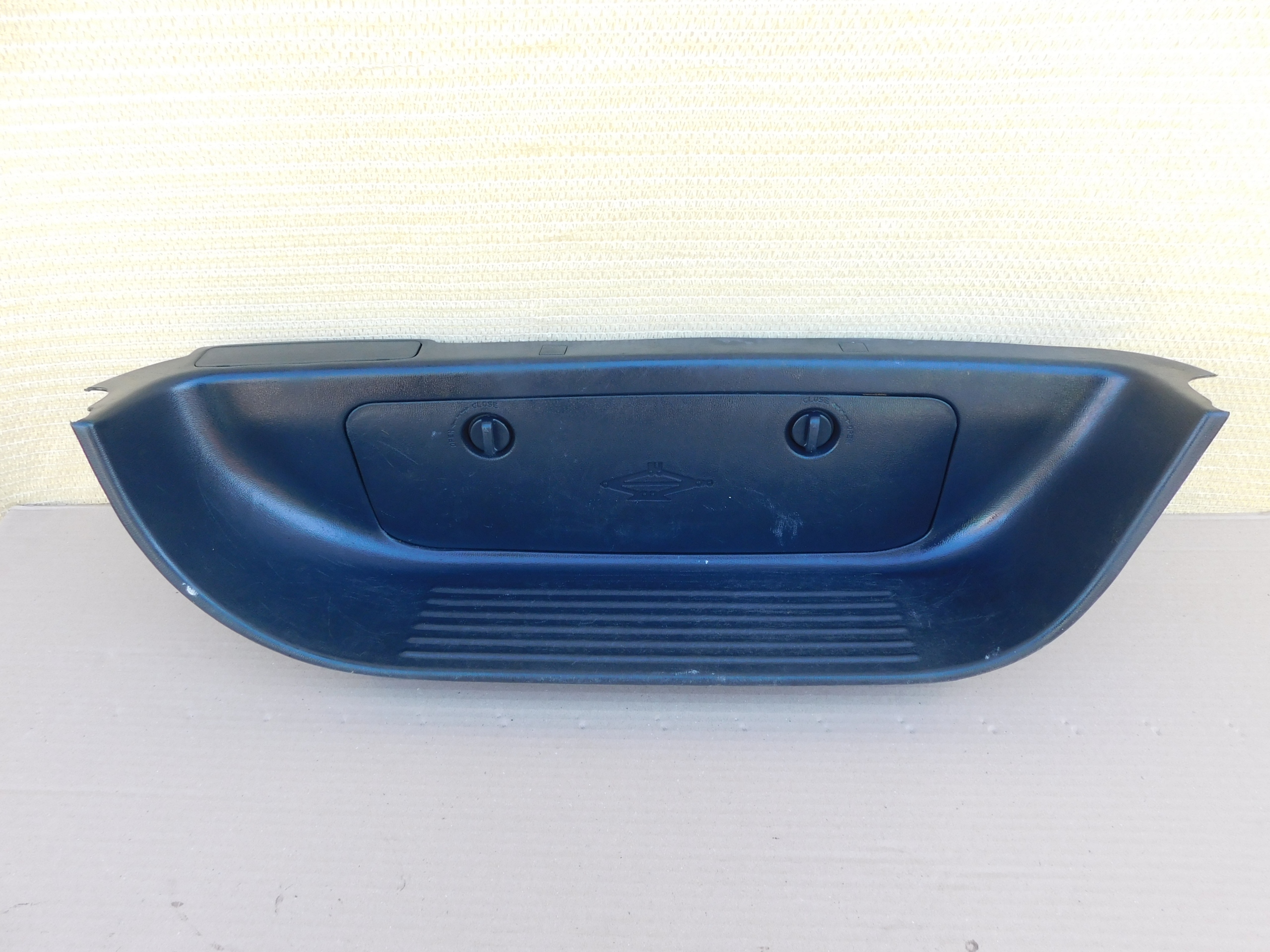 cap threshold right front Hyundai H1 II Starex 85872-4H000