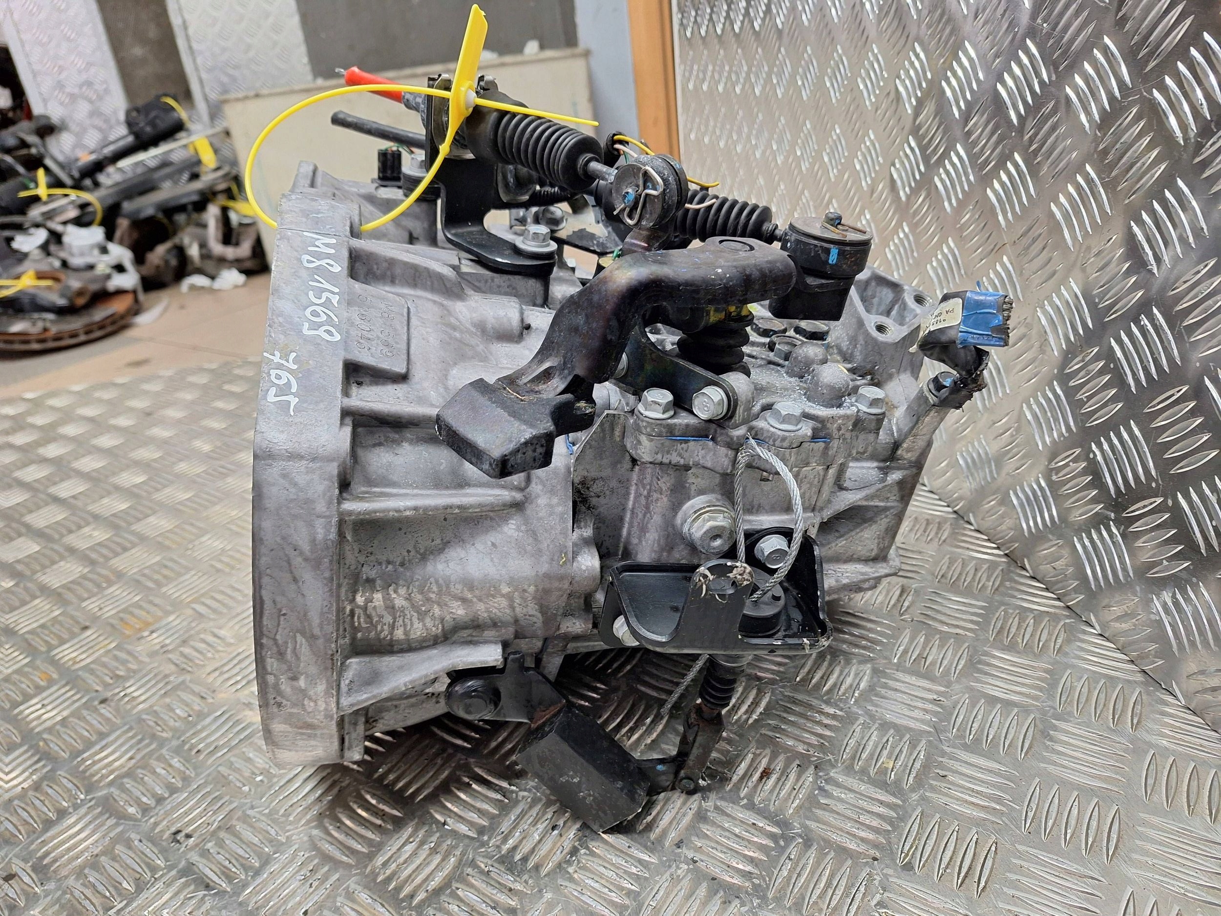 Getriebe HYUNDAI i10 07-13 1.1 M81569 5-getriebe