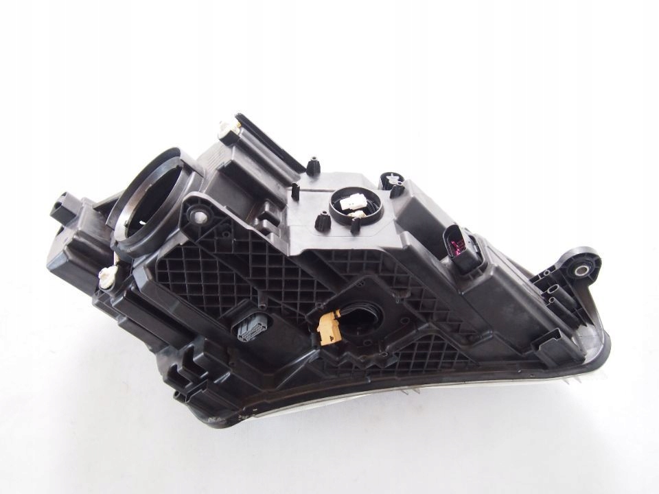 Skoda Superb 3 III 15-19r Reflektor left light left xenon 3V1941015A