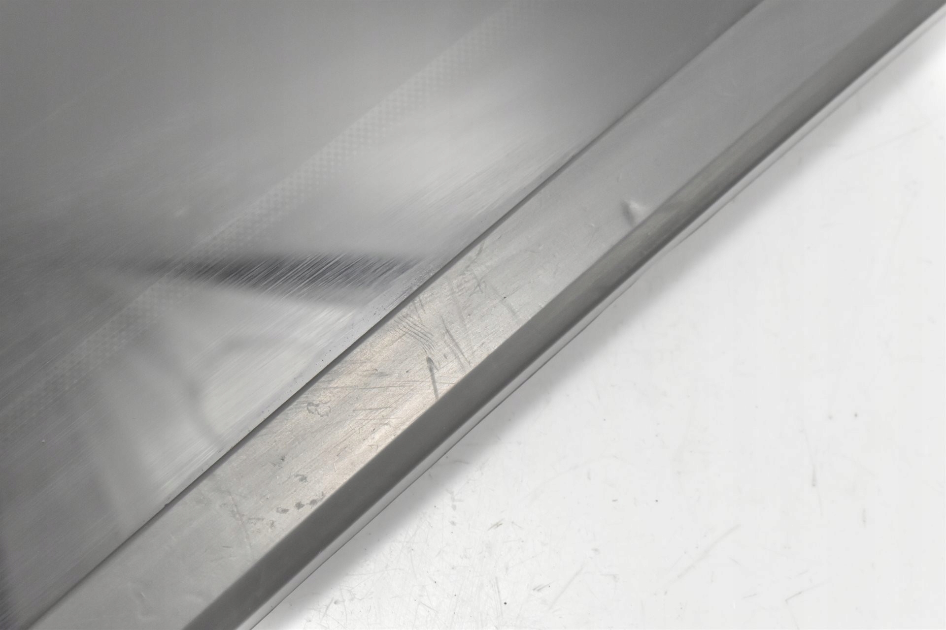 SZYBA KAROSERYJNA TRÓJKĄT PRAWY TYŁ 8U0845300C AUDI Q3 RSQ3 2013 Stan opakowania zastępcze