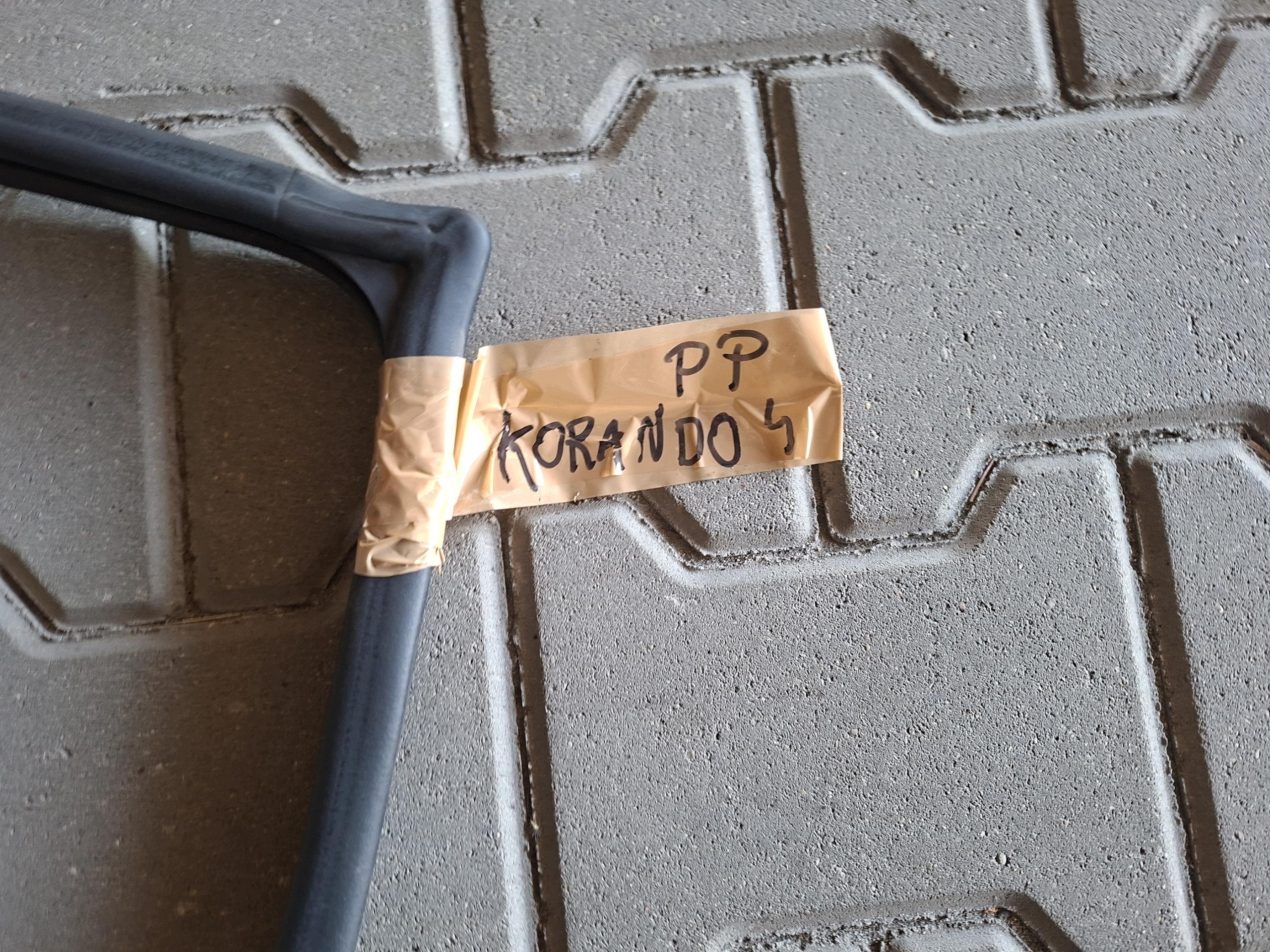 gasket door front front right SSANGYONG KORANDO IV 4 C300