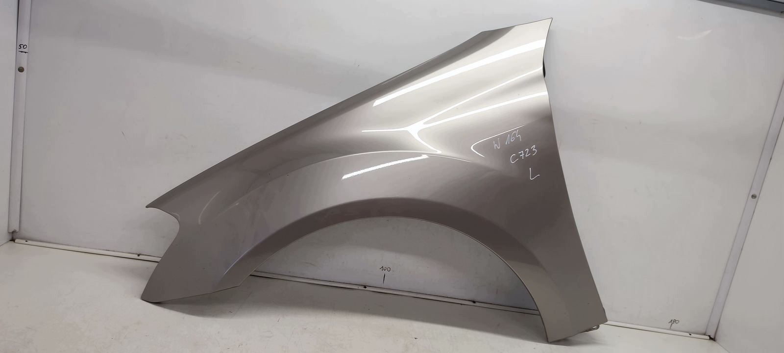 fender left front front Mercedes W164 ML C723