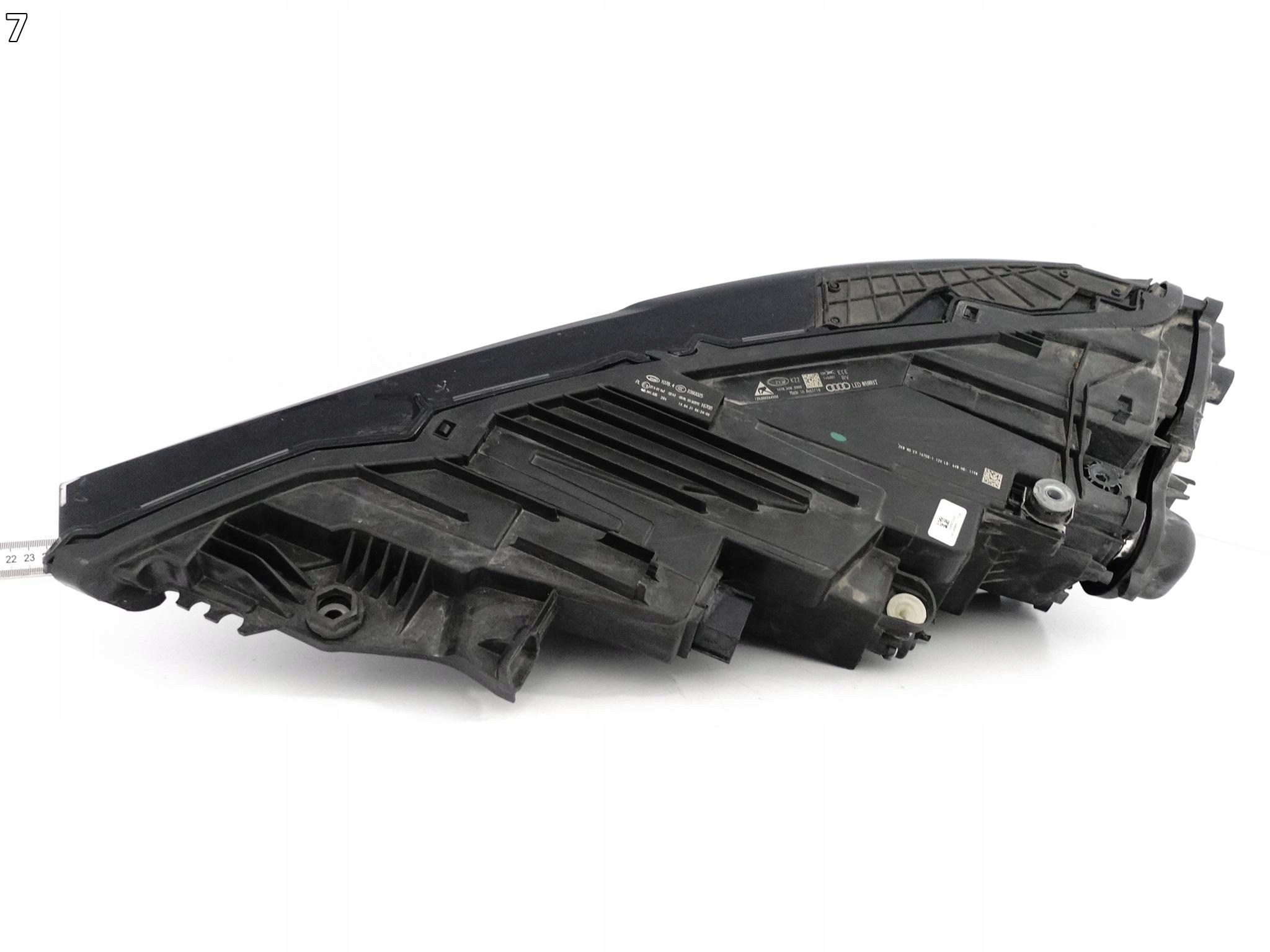 AUDI Q8 SQ8 4M8 18-23 light MATRIX FULL LED right front EUROPA