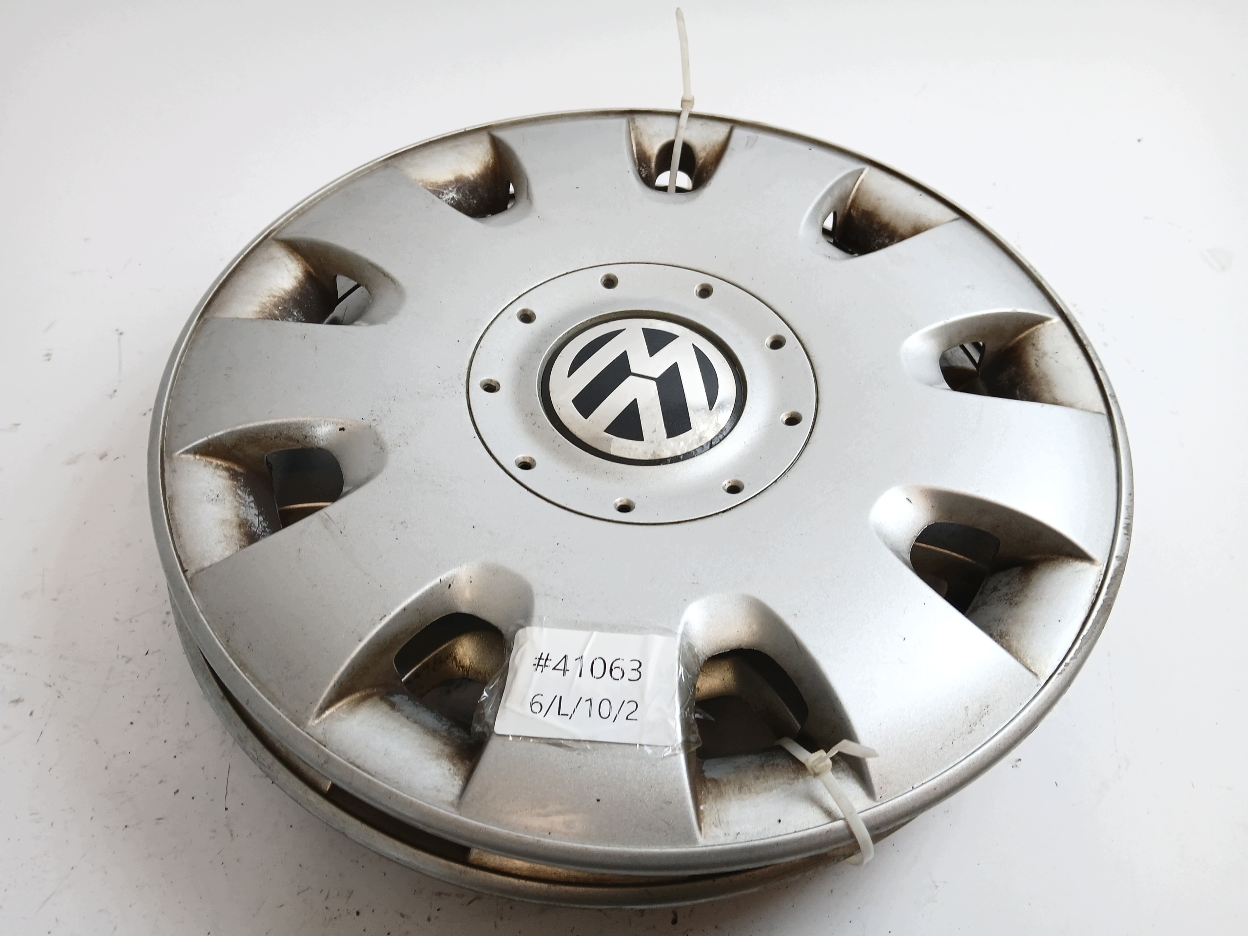 VW TOURAN e CADDY III GOLF V copriruota 16 CALI 1T0601147