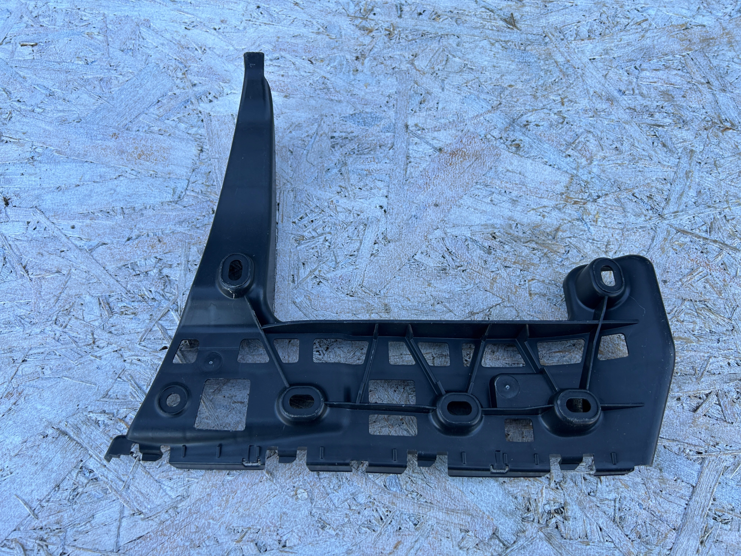 bumper bracket left rear part VW CADDY 15- 2K5807393B